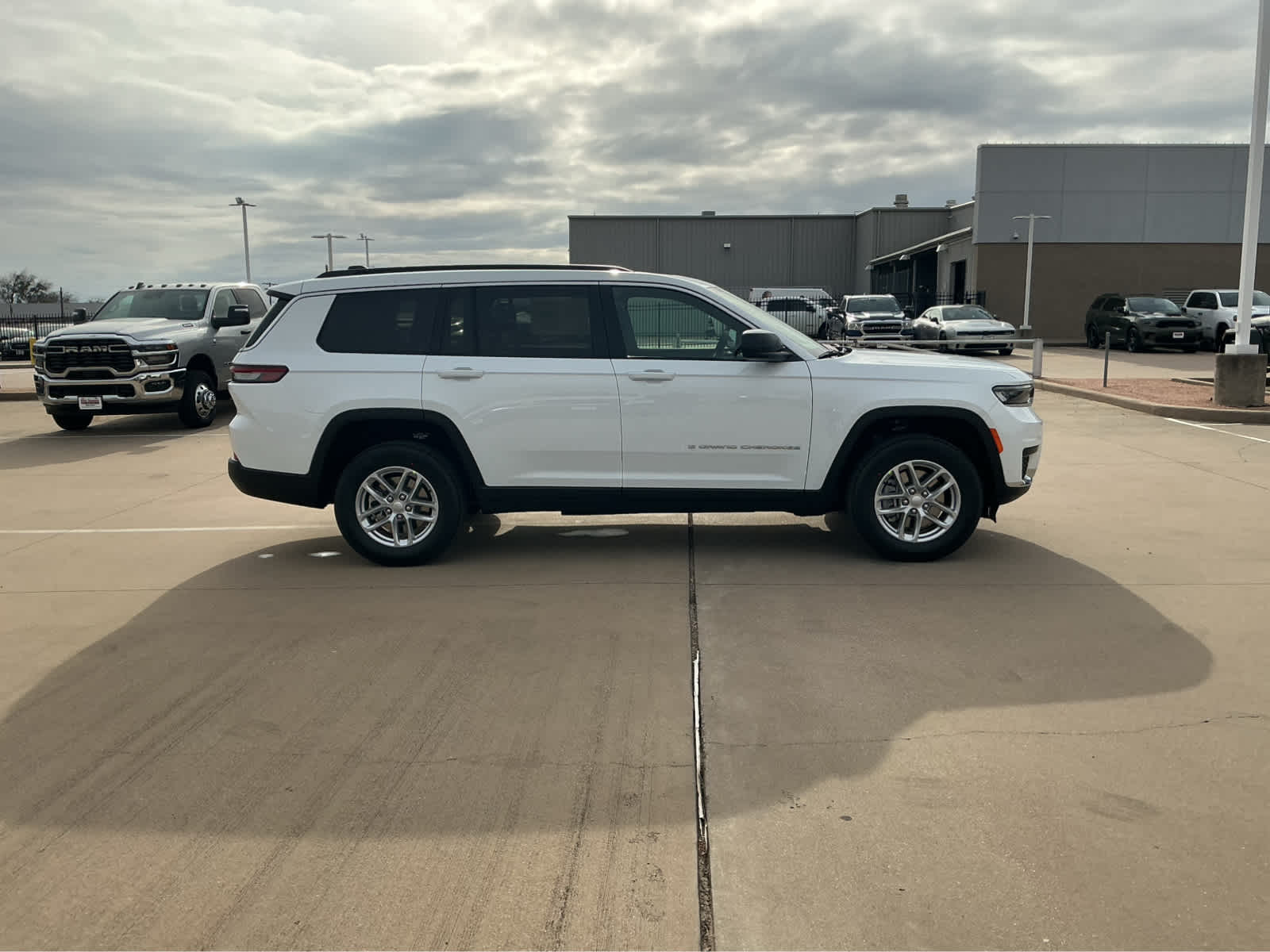 New Car 2025 Jeep Grand Cherokee L  For Sale Under $50,000 In Waco, Texas