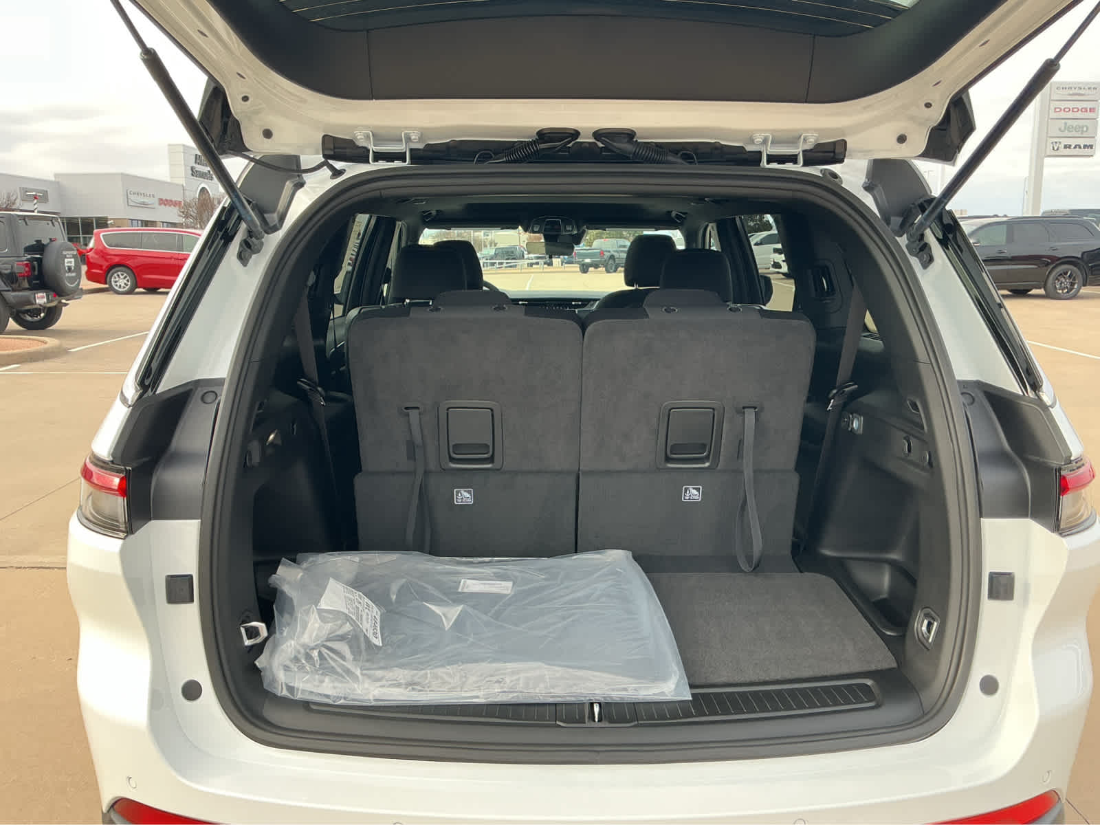 New Car 2025 Jeep Grand Cherokee L  For Sale Under $50,000 In Waco, Texas