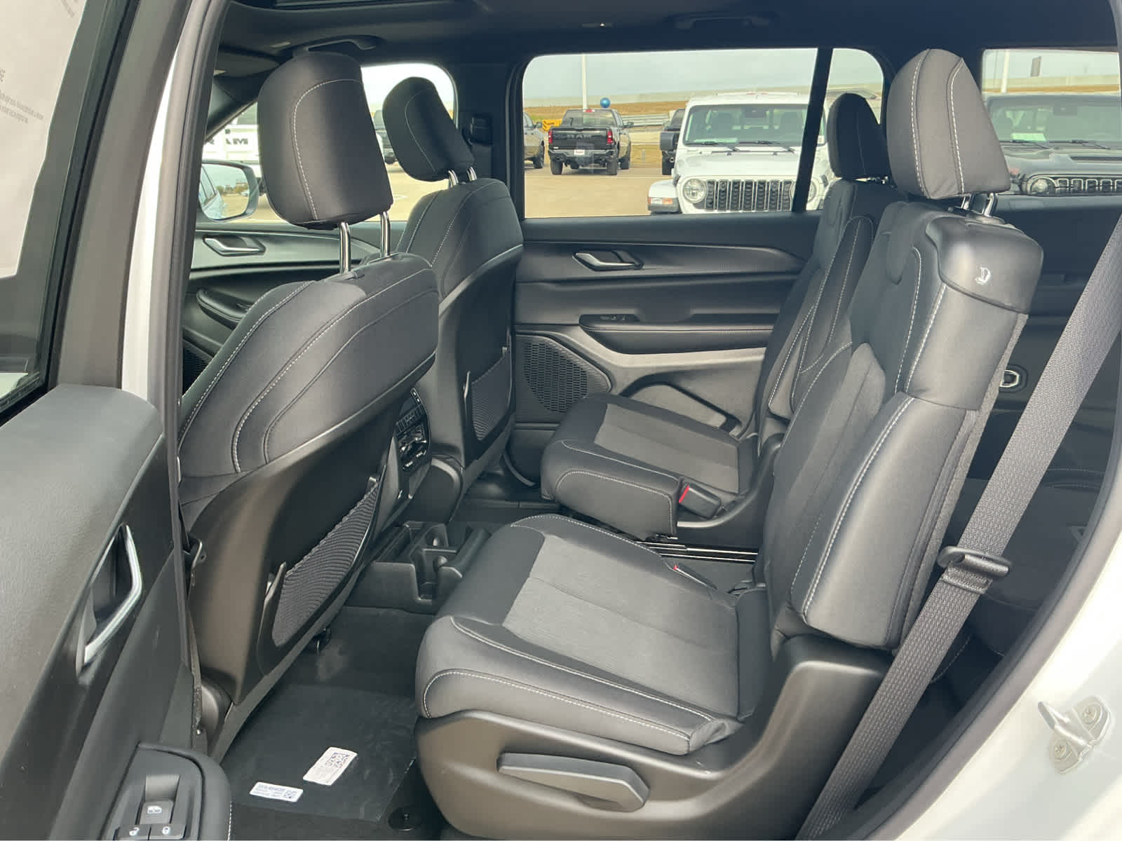 New Car 2025 Jeep Grand Cherokee L  For Sale Under $50,000 In Waco, Texas