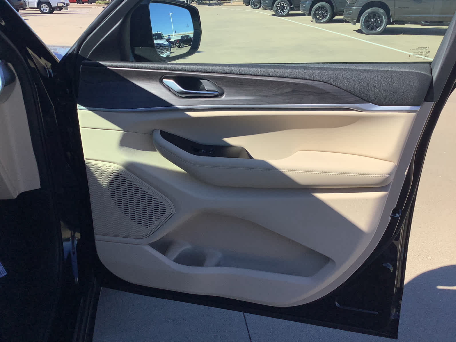 New Car 2025 Jeep Grand Cherokee L  Limited For Sale Under $50,000 In Waco, Texas