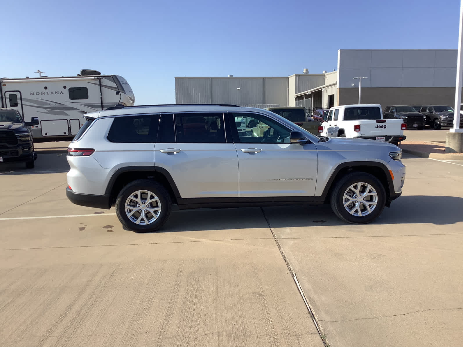 Used Car 2024 Jeep Grand Cherokee L  Limited For Sale Under $40,000 In Waco, Texas