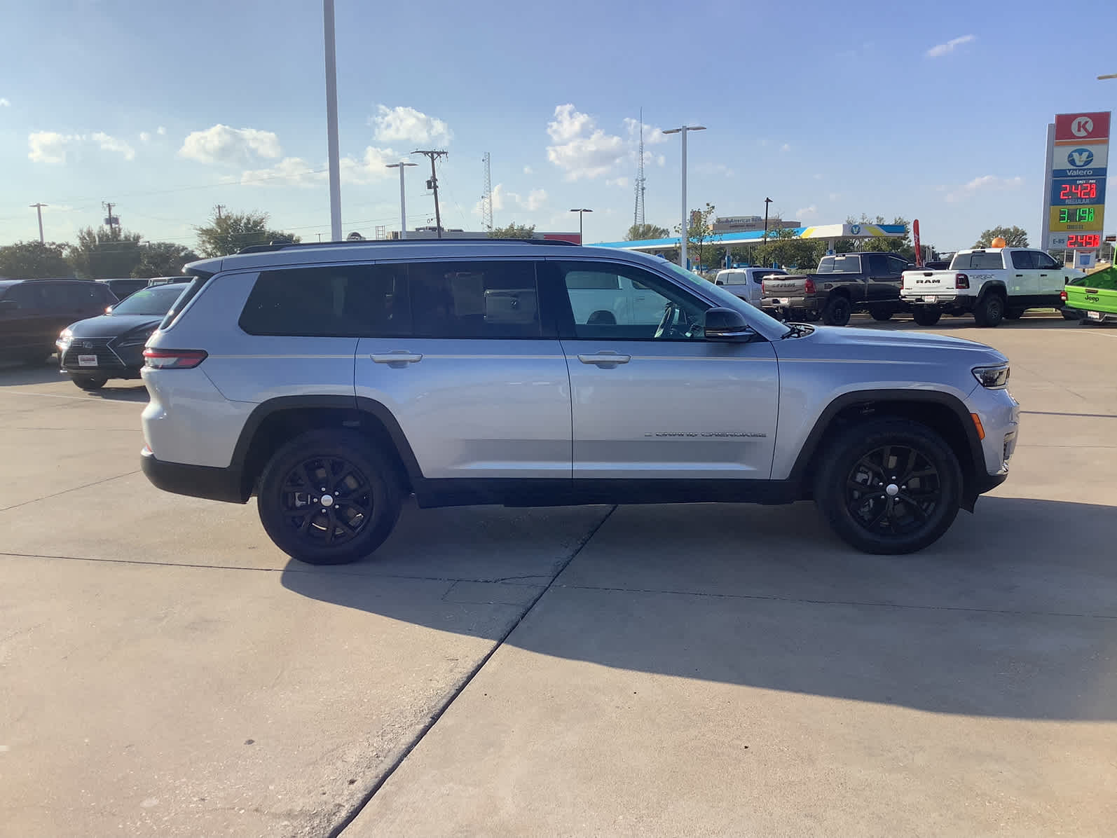 Used Car 2024 Jeep Grand Cherokee L  Limited For Sale Under $40,000 In Waco, Texas
