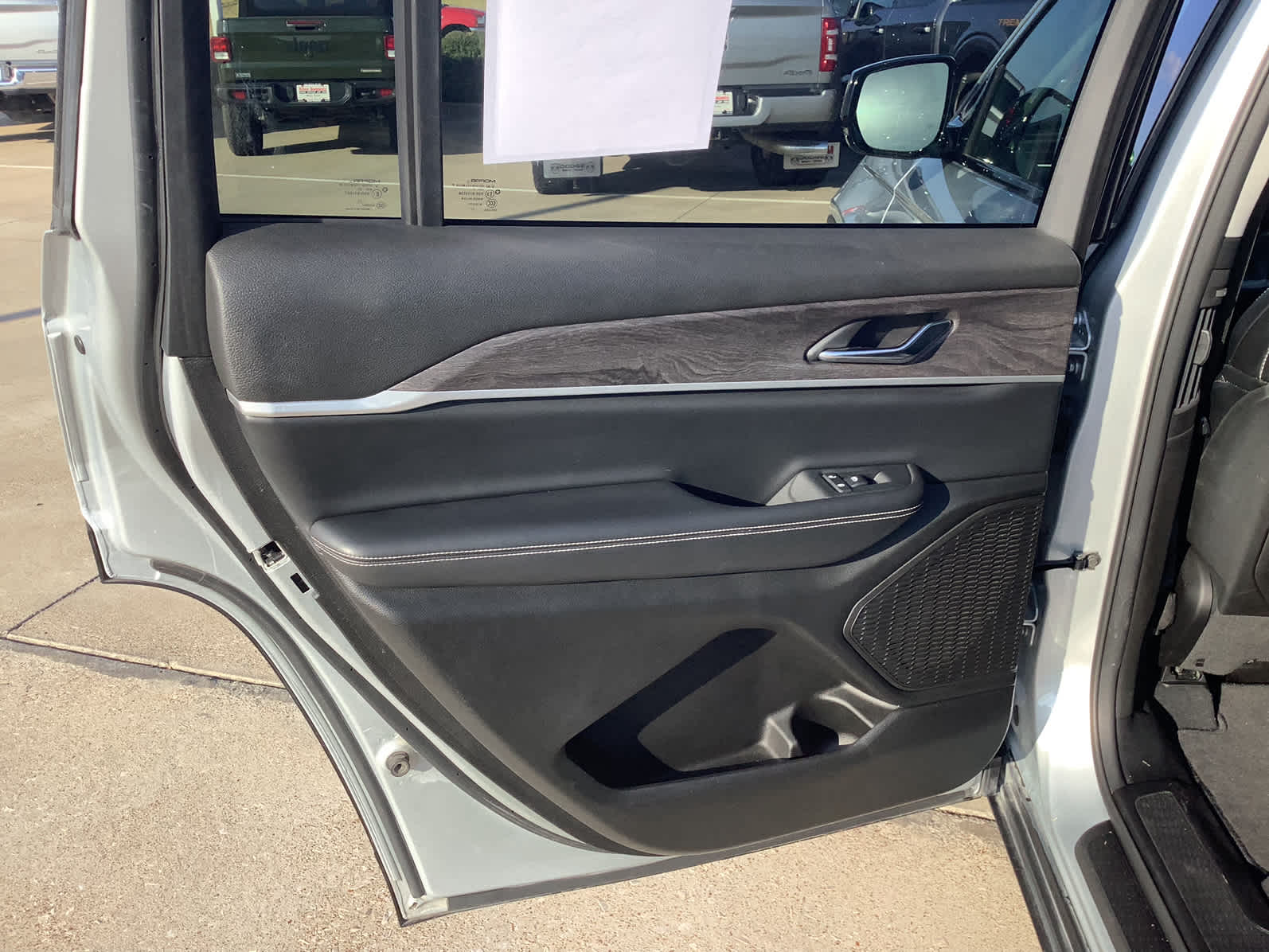 Used Car 2024 Jeep Grand Cherokee L  Limited For Sale Under $40,000 In Waco, Texas