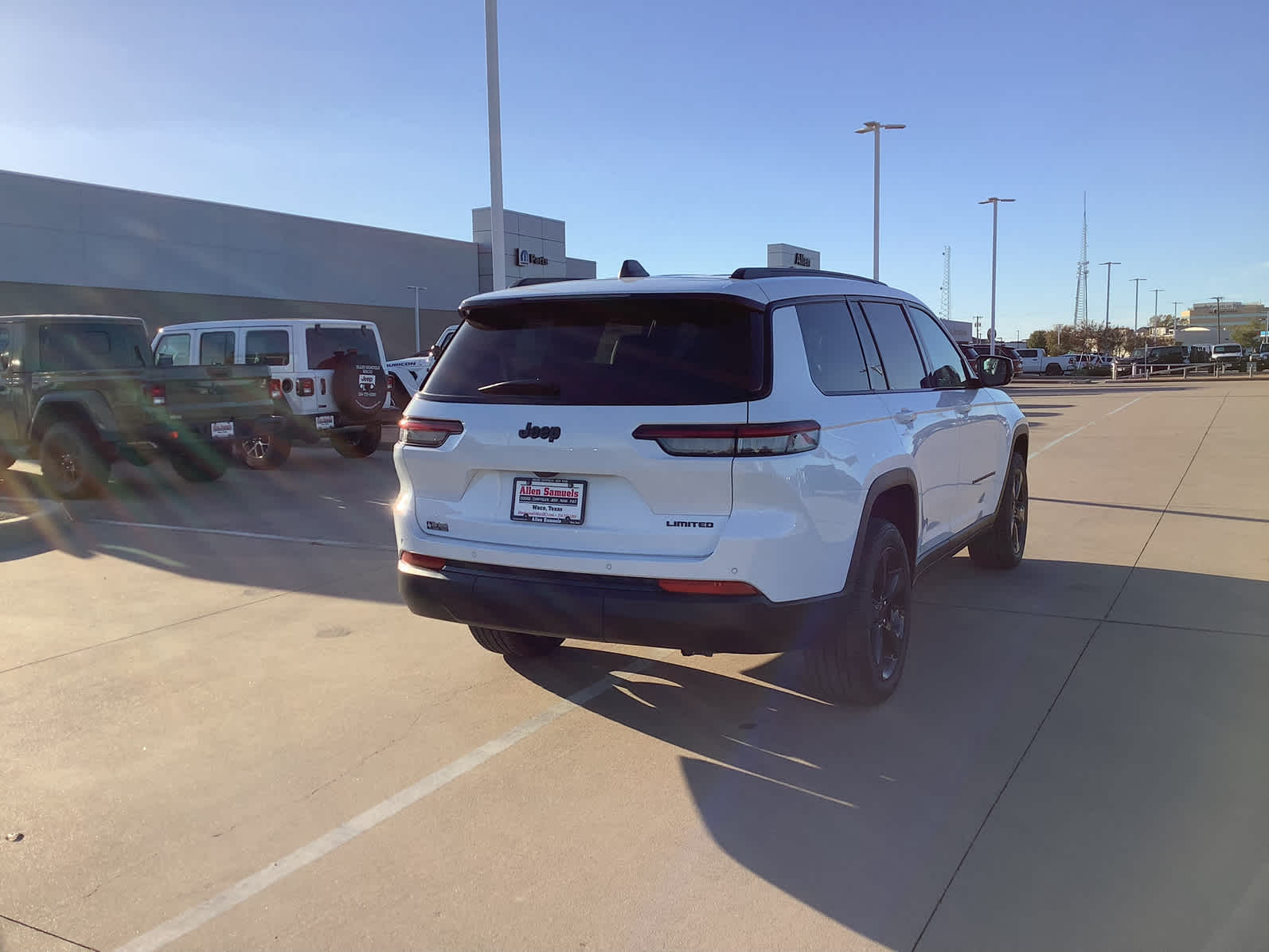 New Car 2025 Jeep Grand Cherokee L  Limited For Sale Under $50,000 In Waco, Texas