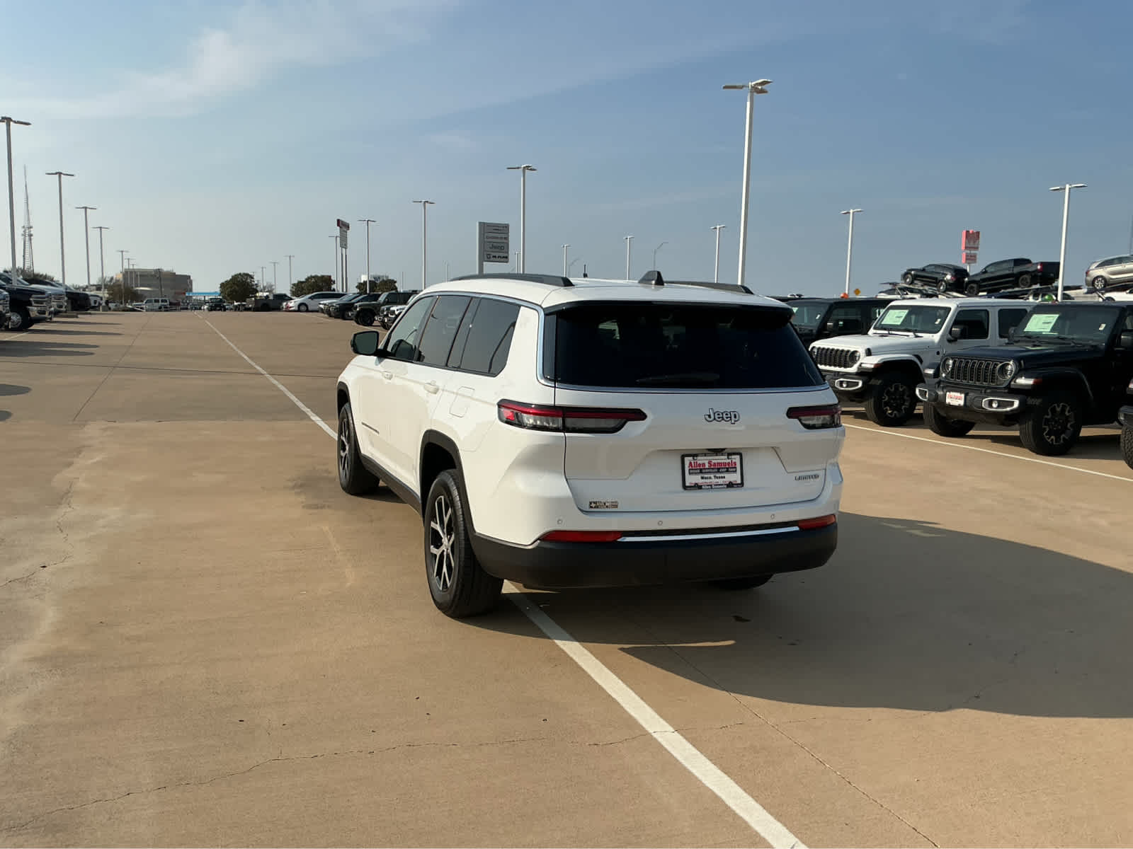 Used Car 2024 Jeep Grand Cherokee L  Limited For Sale Under $35,000 In Waco, Texas