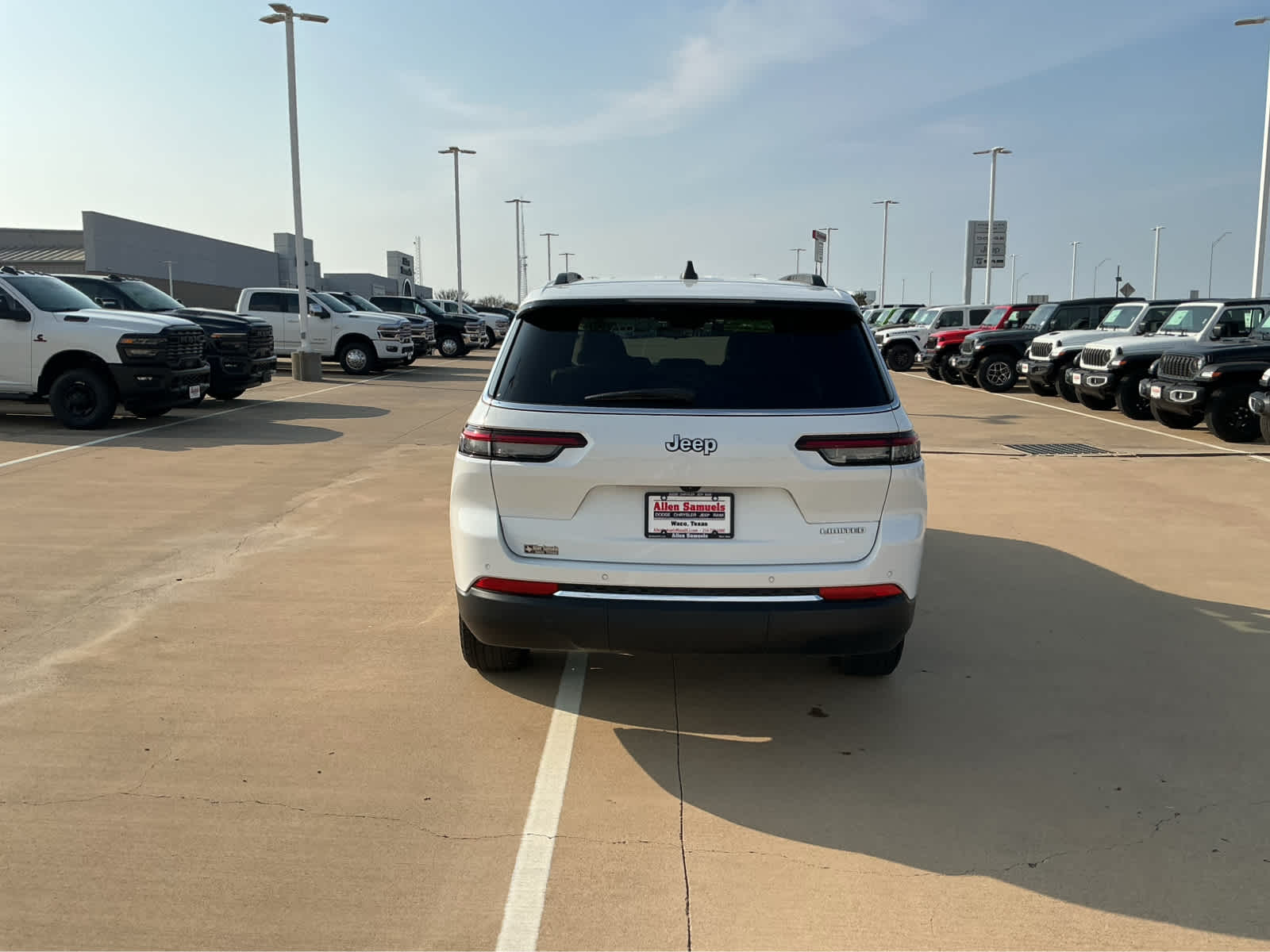 Used Car 2024 Jeep Grand Cherokee L  Limited For Sale Under $35,000 In Waco, Texas