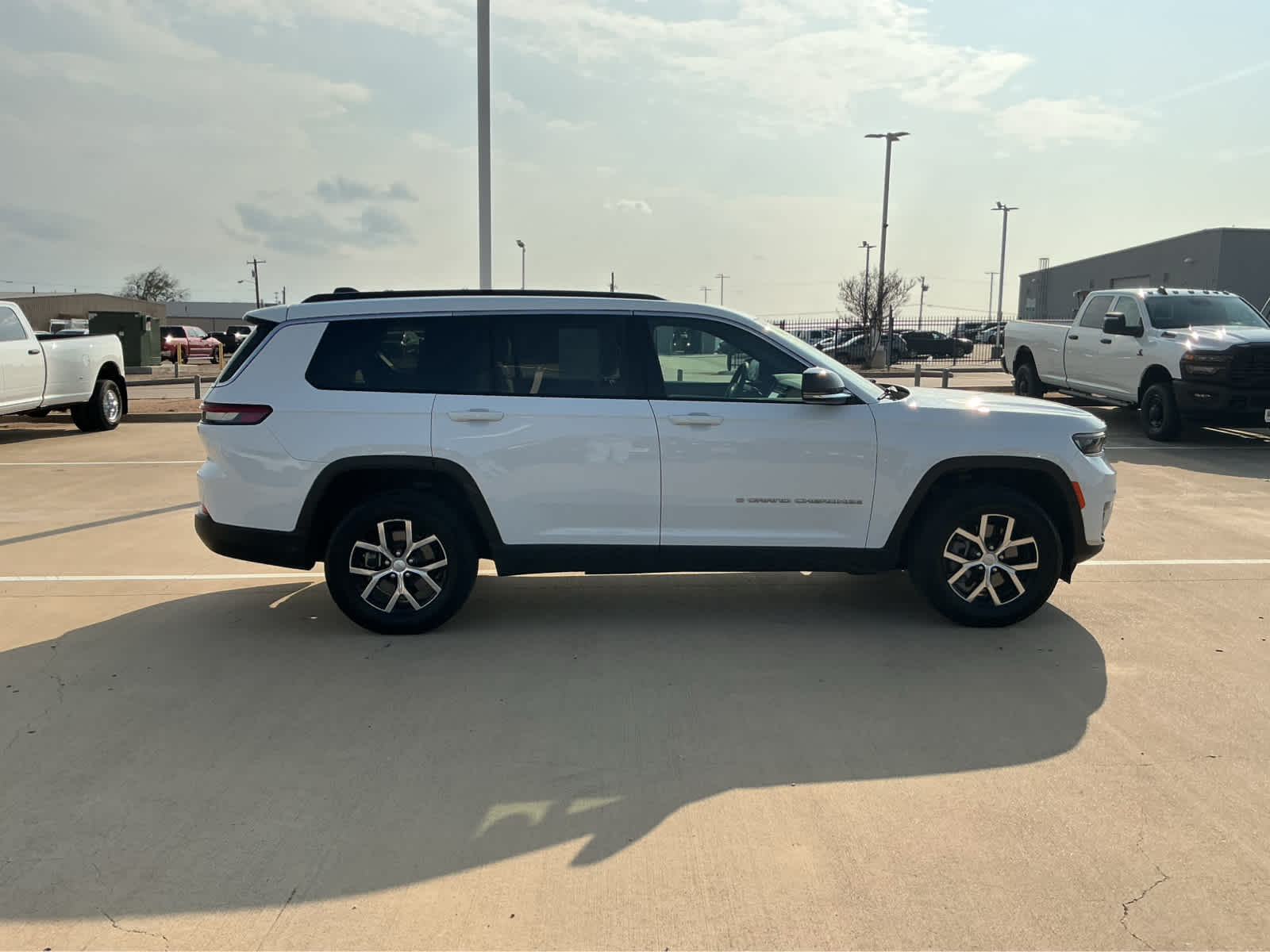 Used Car 2024 Jeep Grand Cherokee L  Limited For Sale Under $35,000 In Waco, Texas