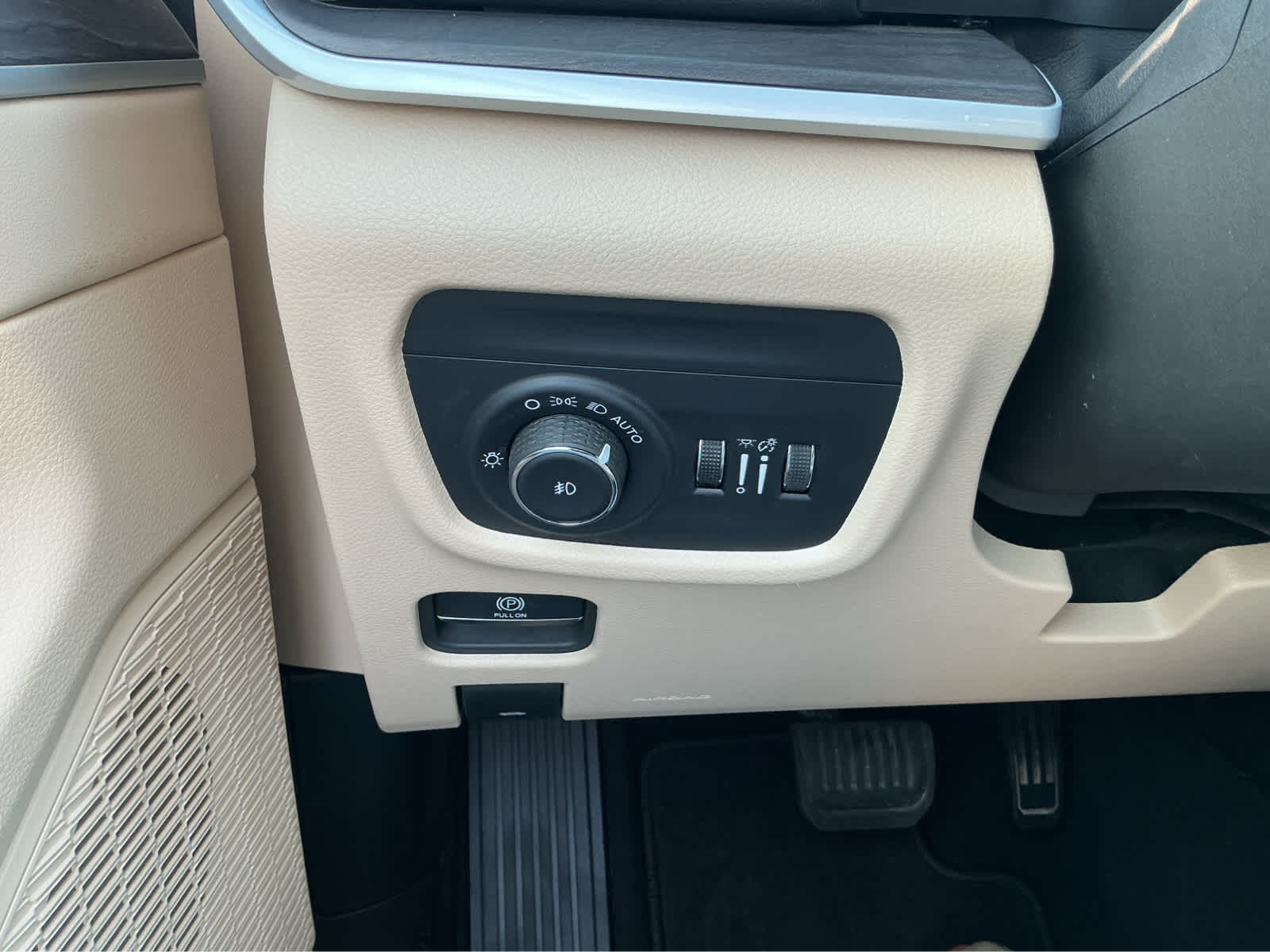 Used Car 2024 Jeep Grand Cherokee L  Limited For Sale Under $35,000 In Waco, Texas