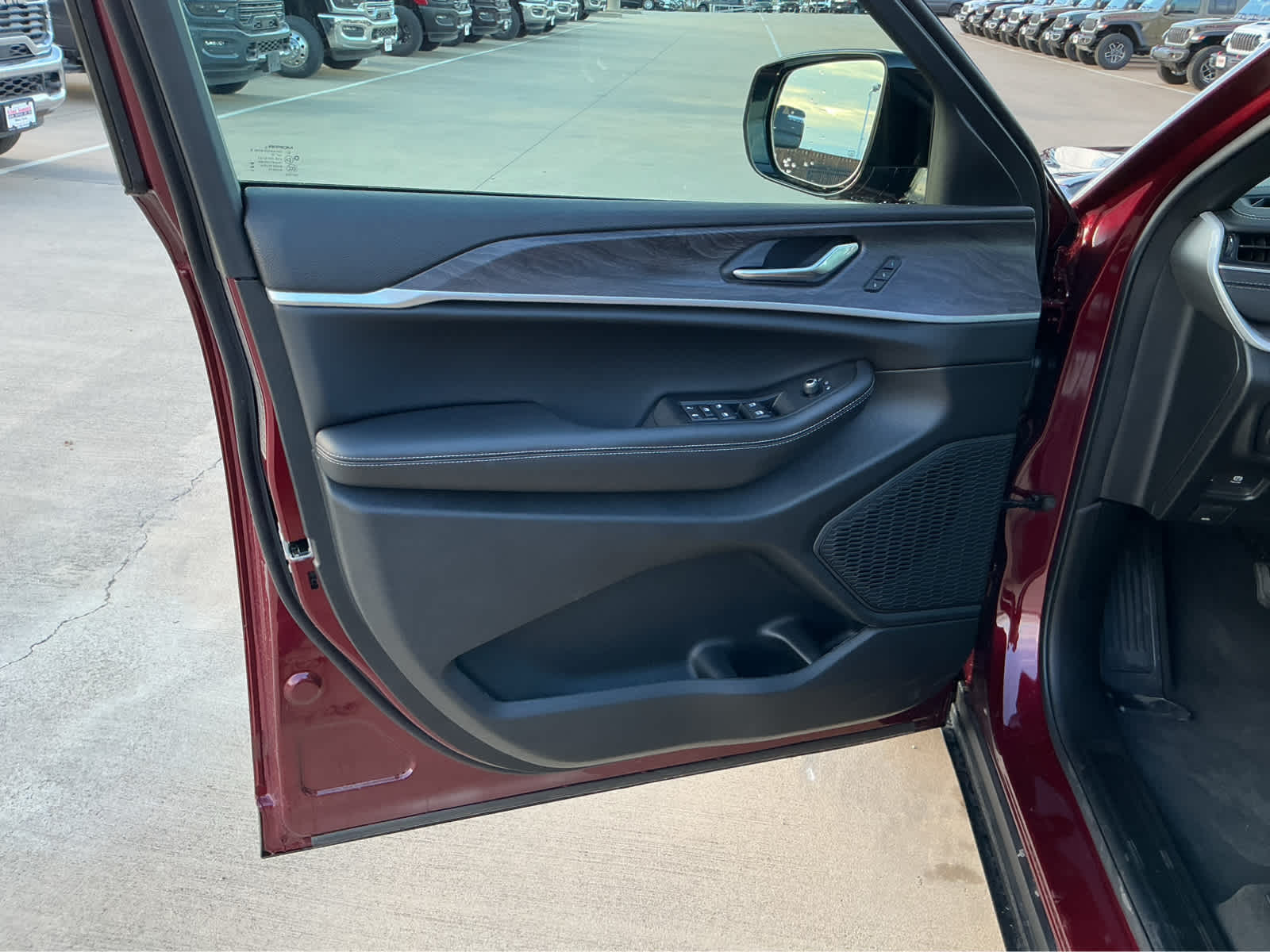 New Car 2025 Jeep Grand Cherokee L  Limited For Sale Under $60,000 In Waco, Texas