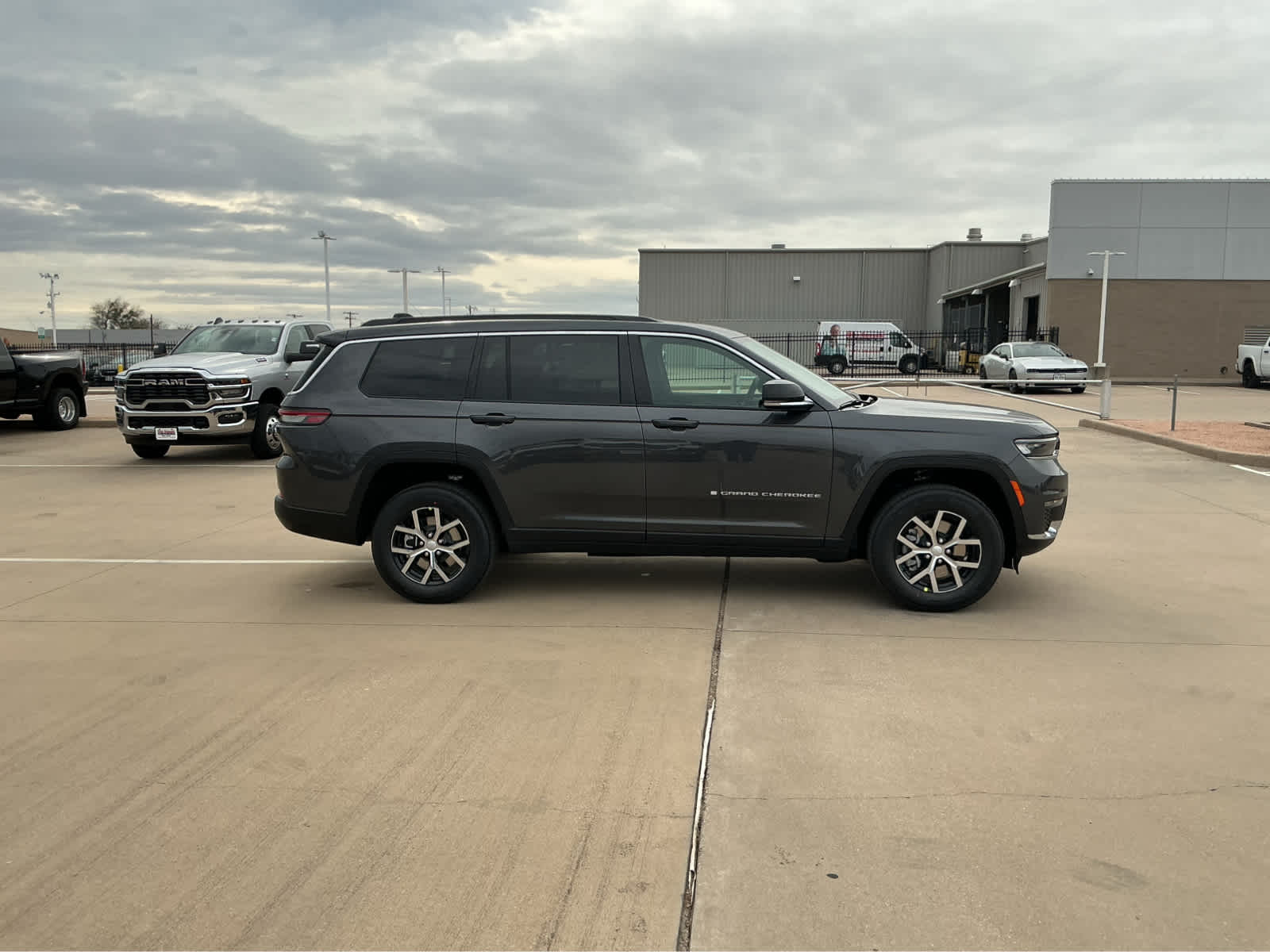 New Car 2025 Jeep Grand Cherokee L  Limited For Sale Under $50,000 In Waco, Texas