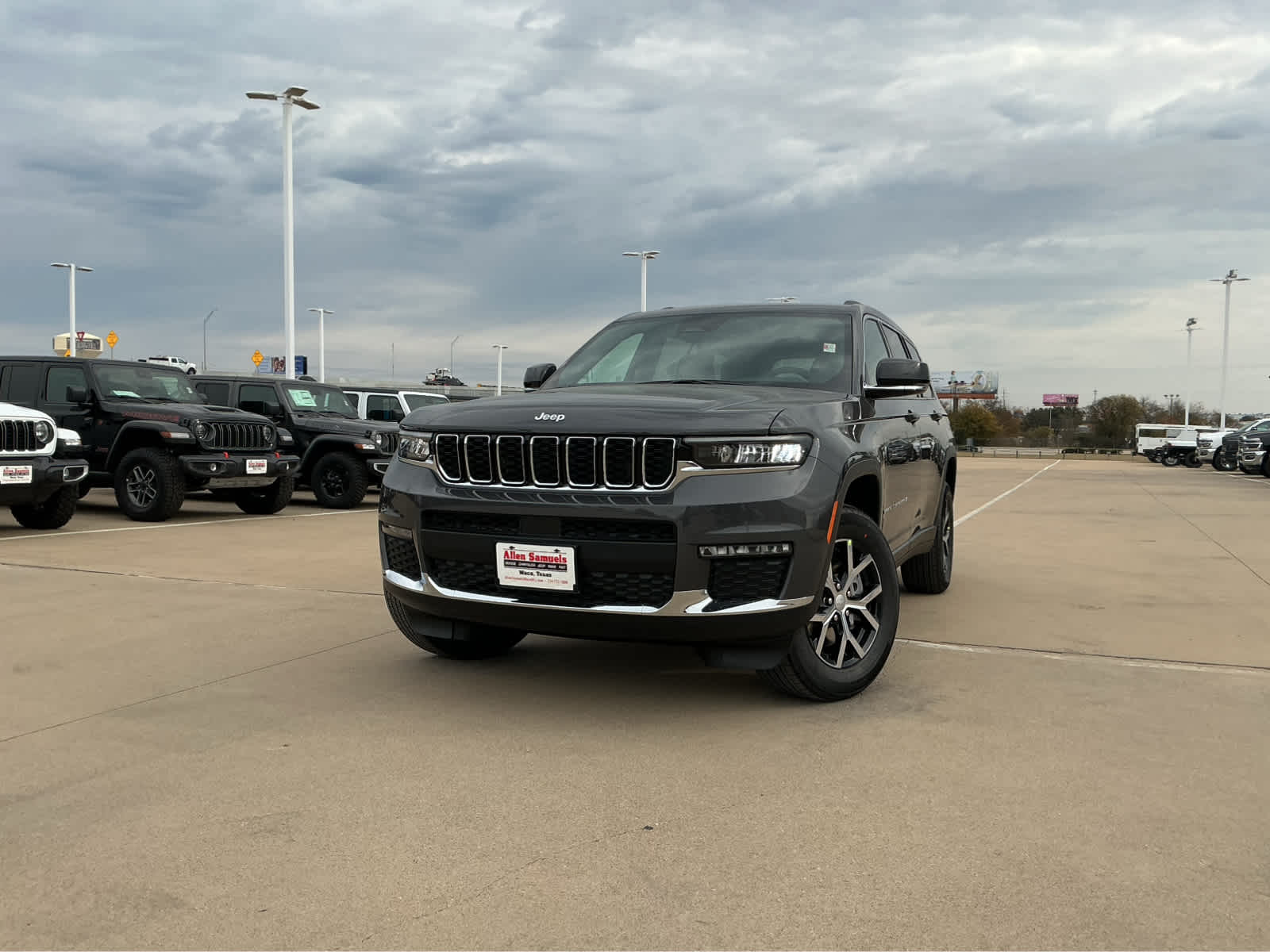 New Car 2025 Jeep Grand Cherokee L  Limited For Sale Under $50,000 In Waco, Texas
