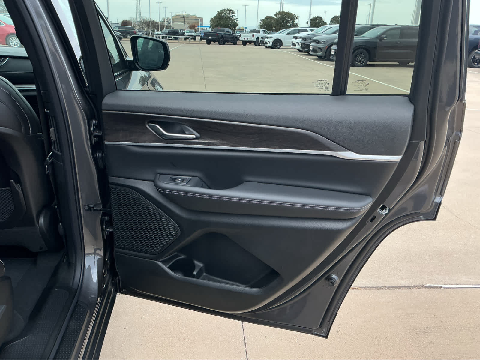 New Car 2025 Jeep Grand Cherokee L  Limited For Sale Under $50,000 In Waco, Texas