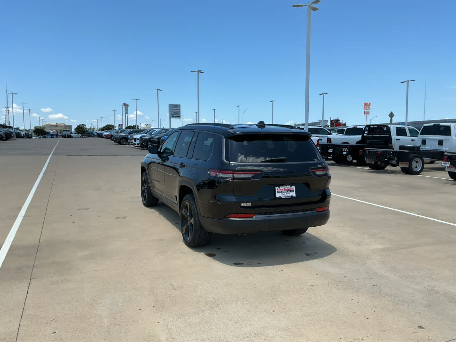 new 2026 Jeep Grand Cherokee L car, priced at $47,342