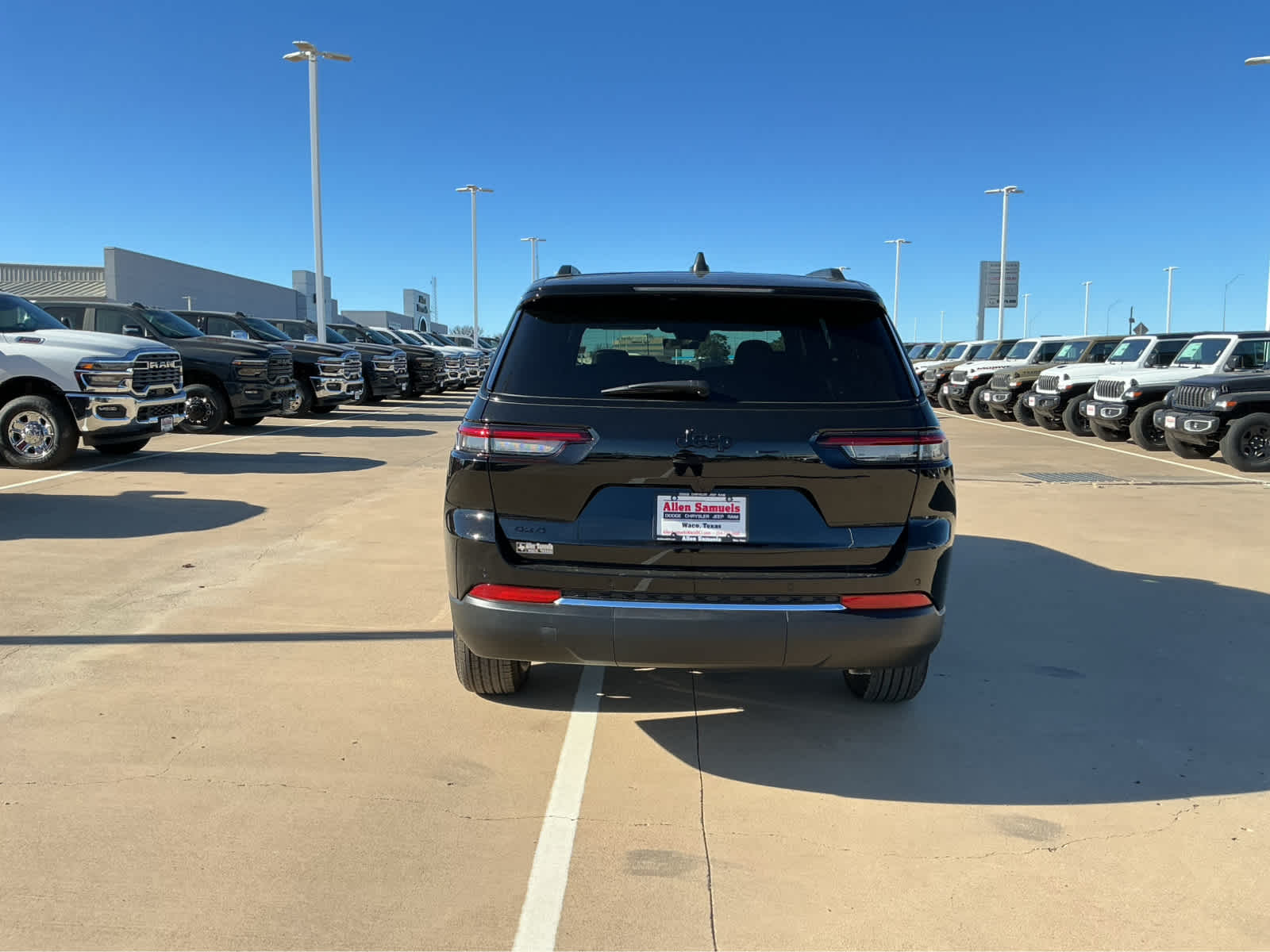 New Car 2025 Jeep Grand Cherokee L  Altitude For Sale Under $50,000 In Waco, Texas