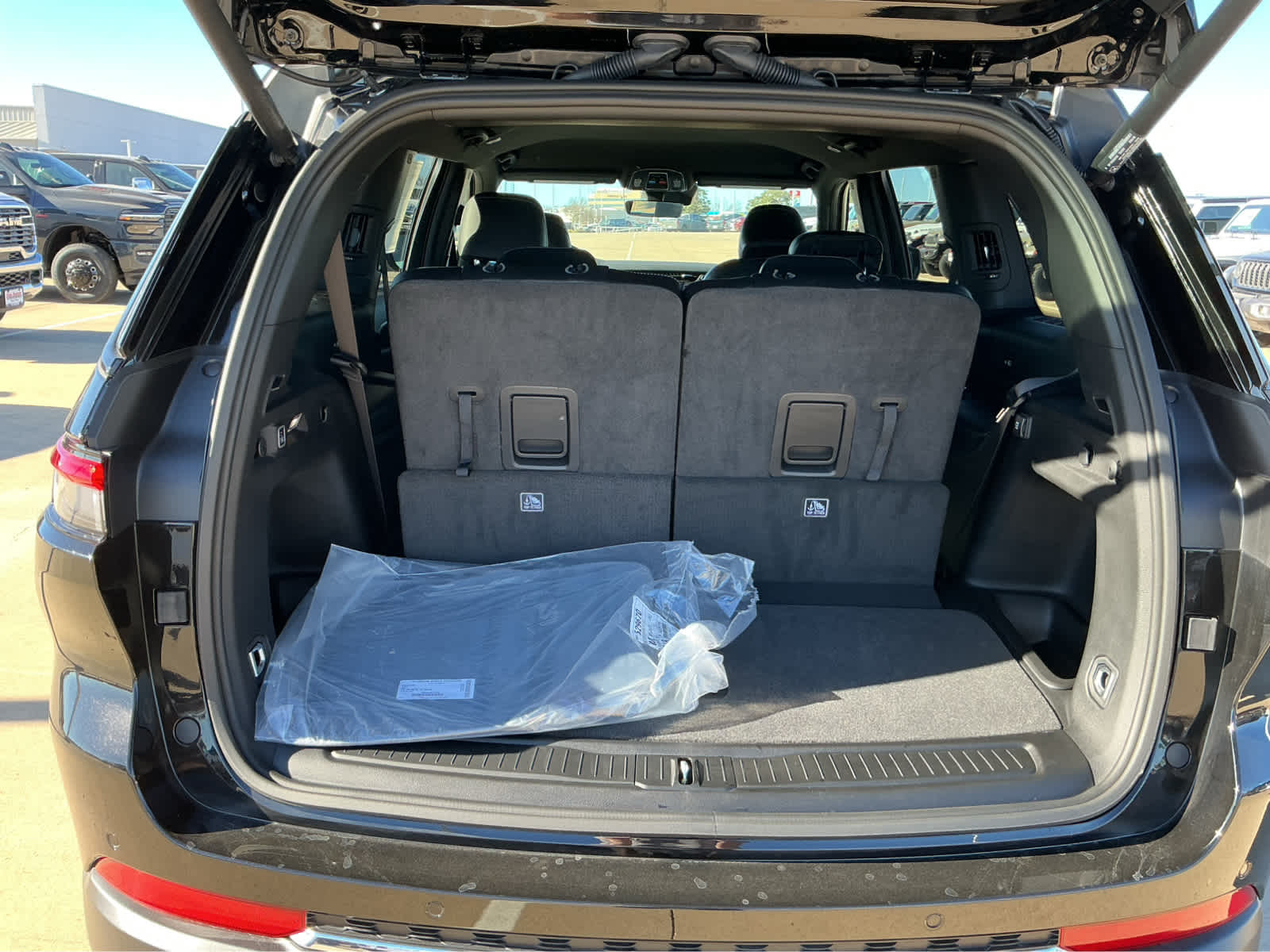 New Car 2025 Jeep Grand Cherokee L  Altitude For Sale Under $50,000 In Waco, Texas