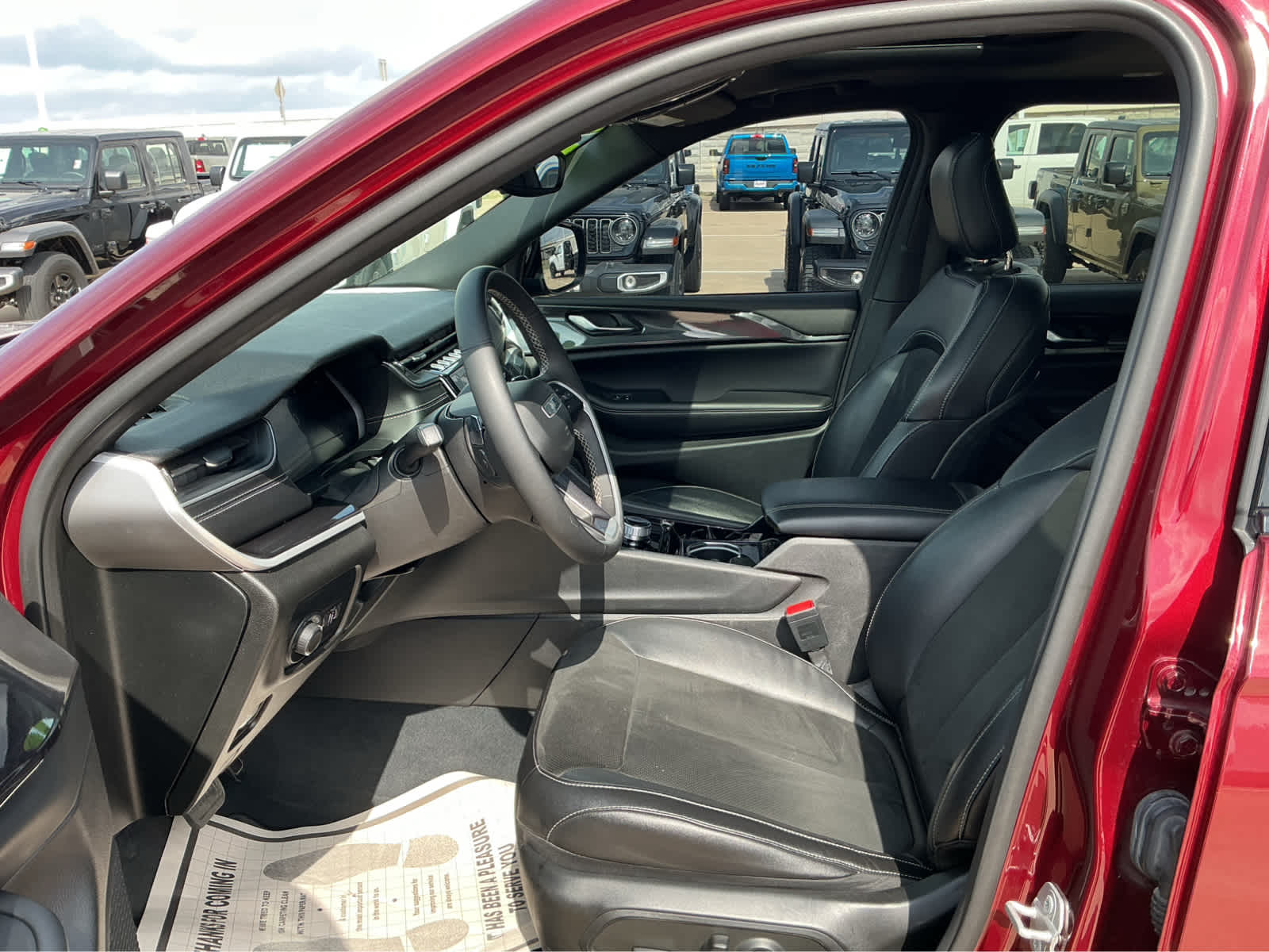 Used Car 2023 Jeep Grand Cherokee L  Altitude For Sale Under $30,000 In Waco, Texas