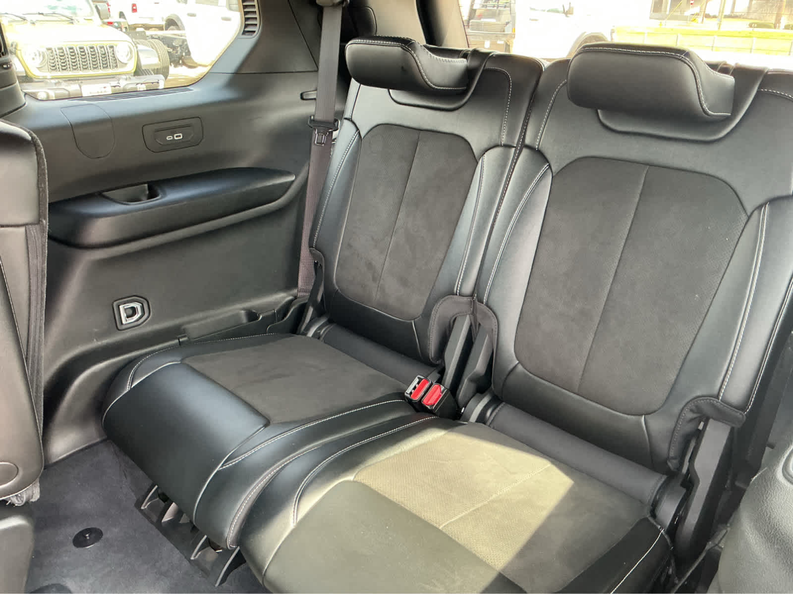 Used Car 2023 Jeep Grand Cherokee L  Altitude For Sale Under $30,000 In Waco, Texas