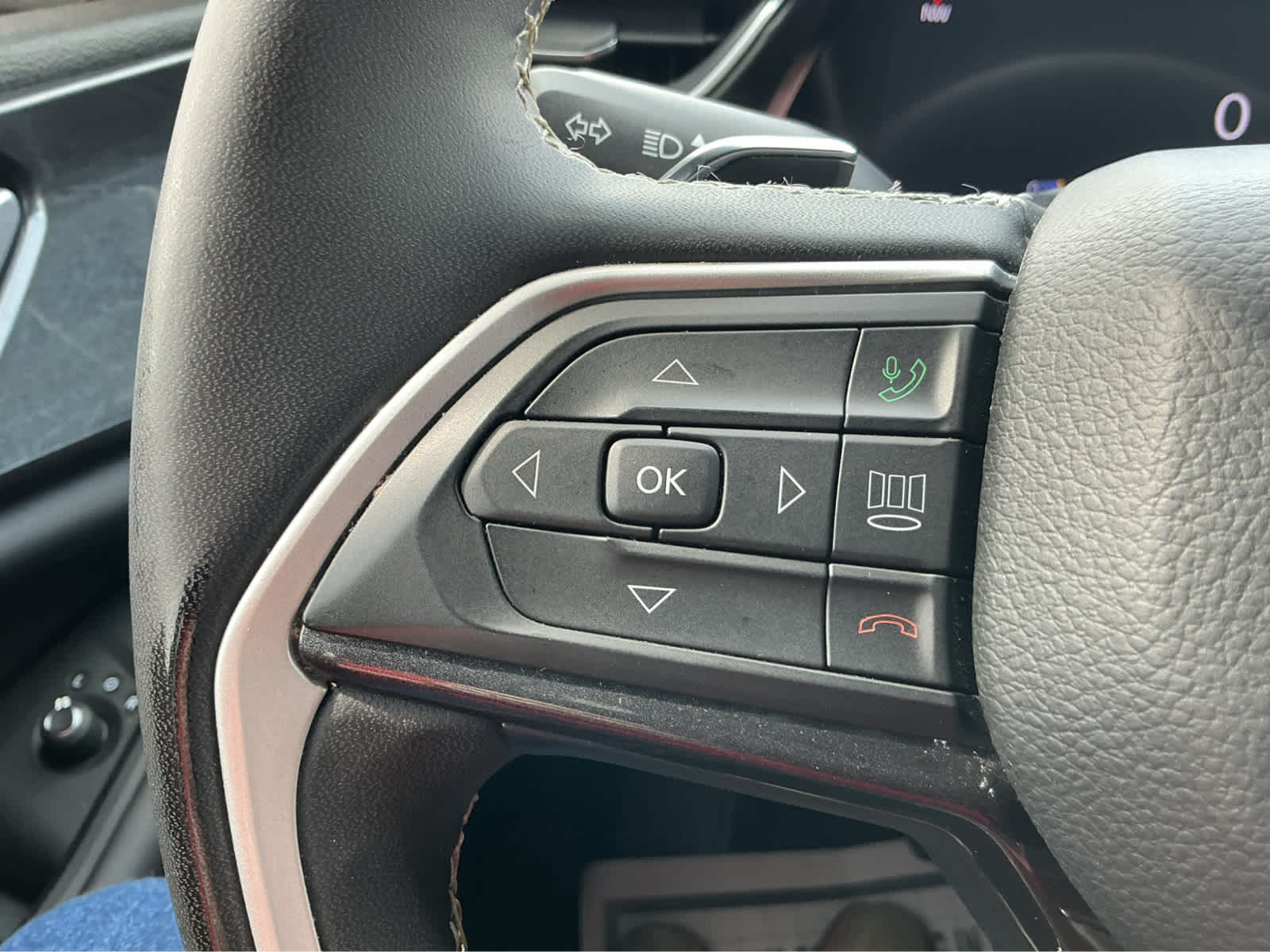 Used Car 2023 Jeep Grand Cherokee L  Altitude For Sale Under $30,000 In Waco, Texas