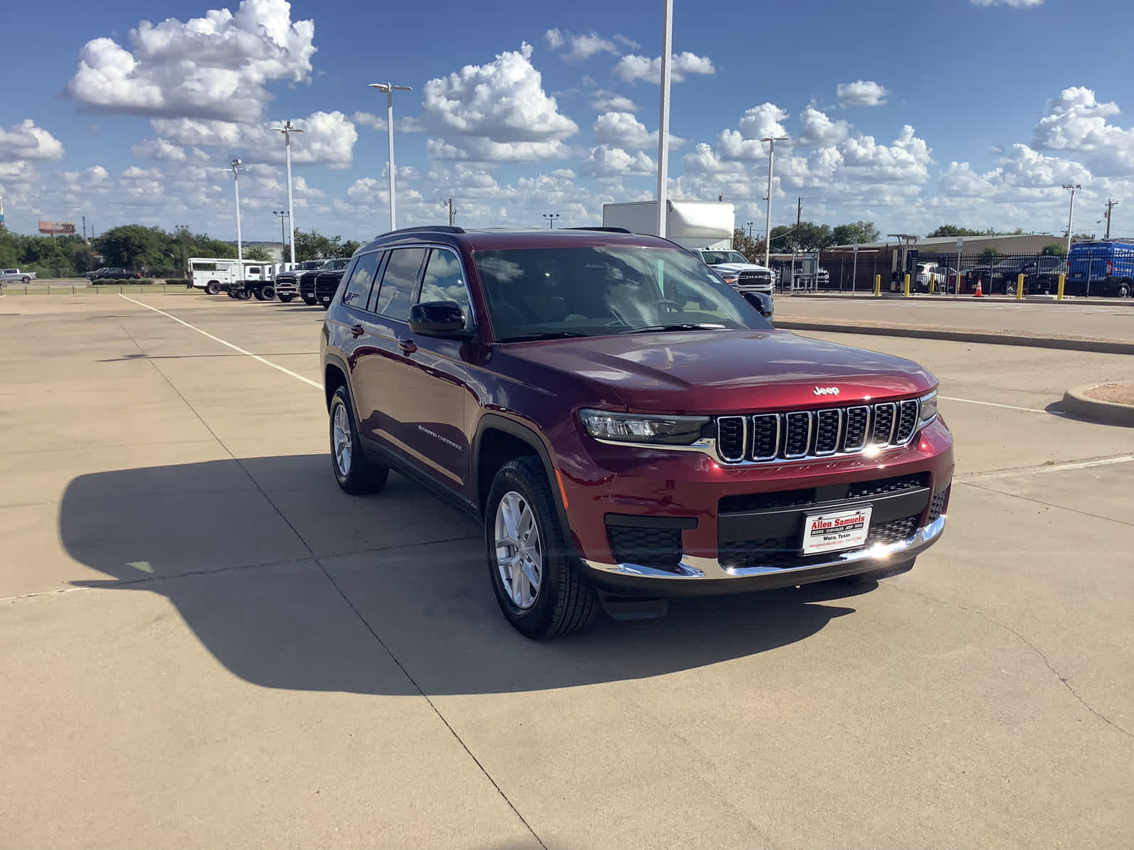 New Car 2025 Jeep Grand Cherokee L  Laredo For Sale Under $50,000 In Waco, Texas
