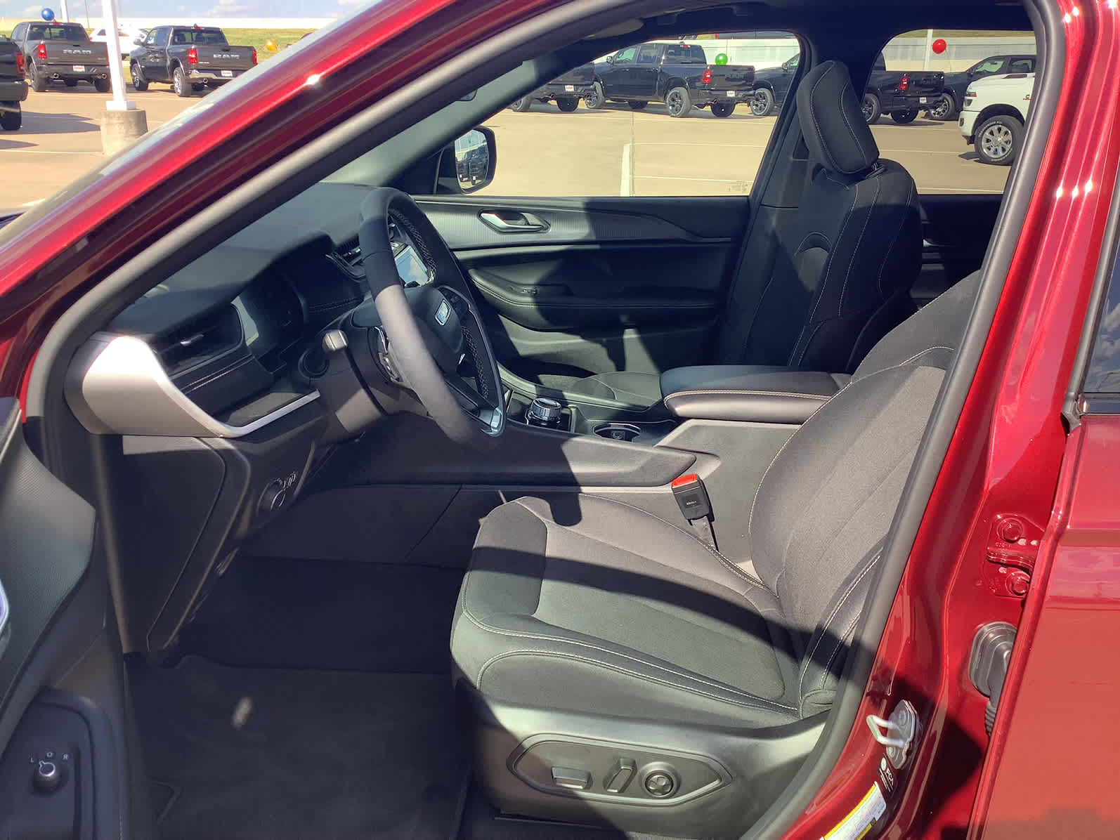 New Car 2025 Jeep Grand Cherokee L  Laredo For Sale Under $50,000 In Waco, Texas