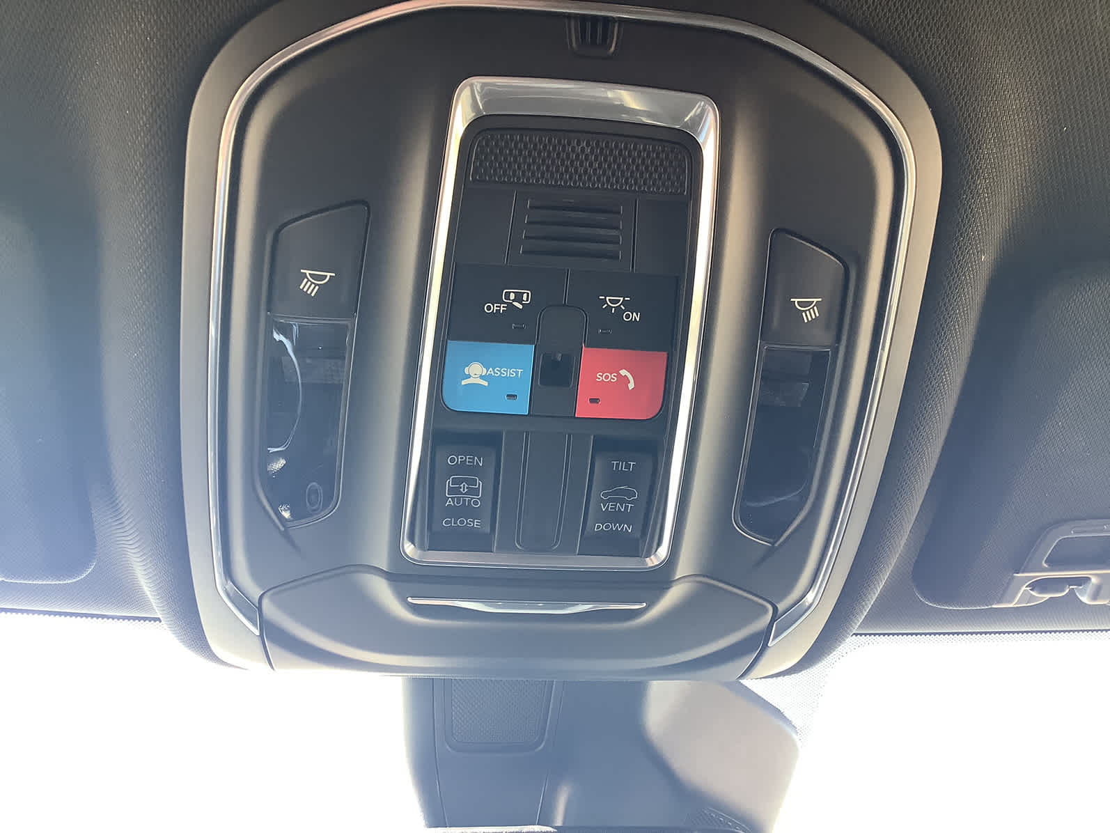 New Car 2025 Jeep Grand Cherokee L  Laredo For Sale Under $50,000 In Waco, Texas