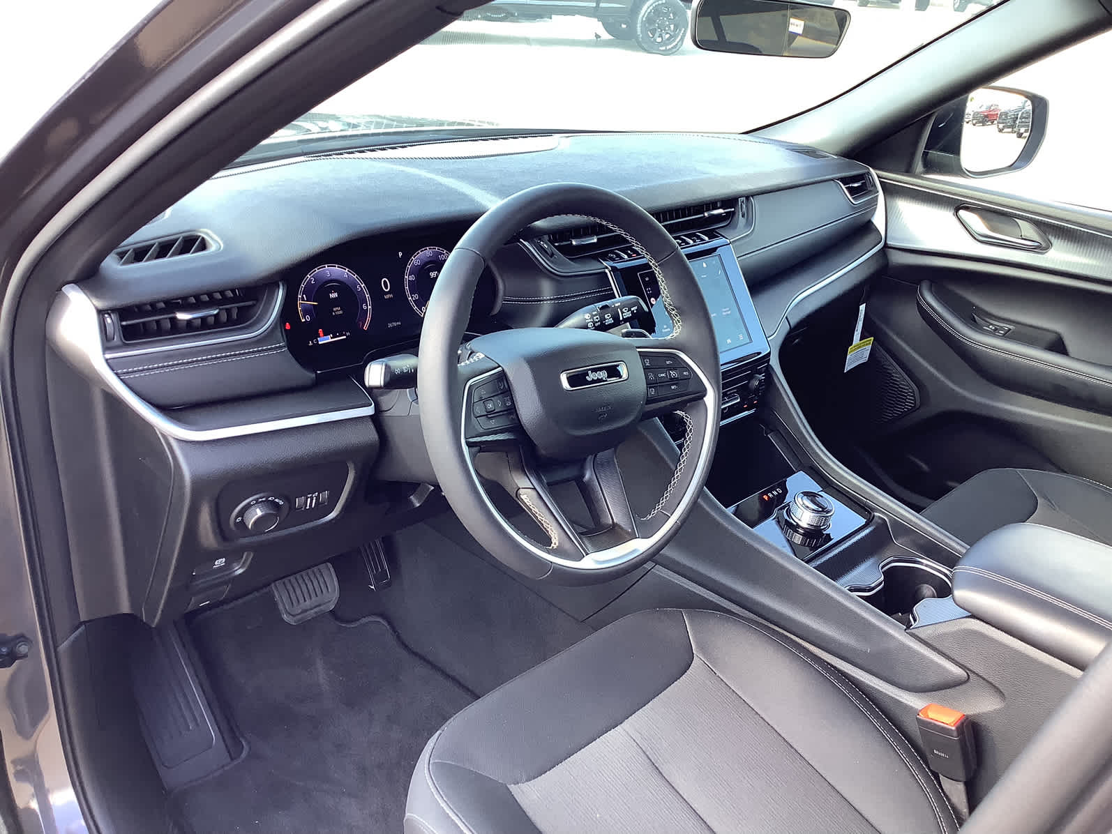 New Car 2025 Jeep Grand Cherokee L  Laredo X For Sale Under $50,000 In Waco, Texas