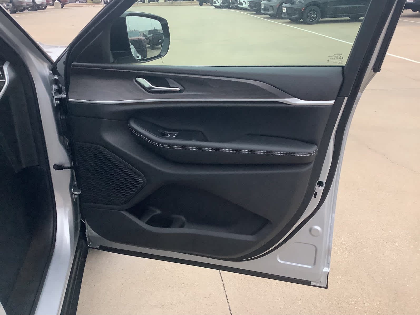 New Car 2025 Jeep Grand Cherokee L  Limited For Sale Under $60,000 In Waco, Texas