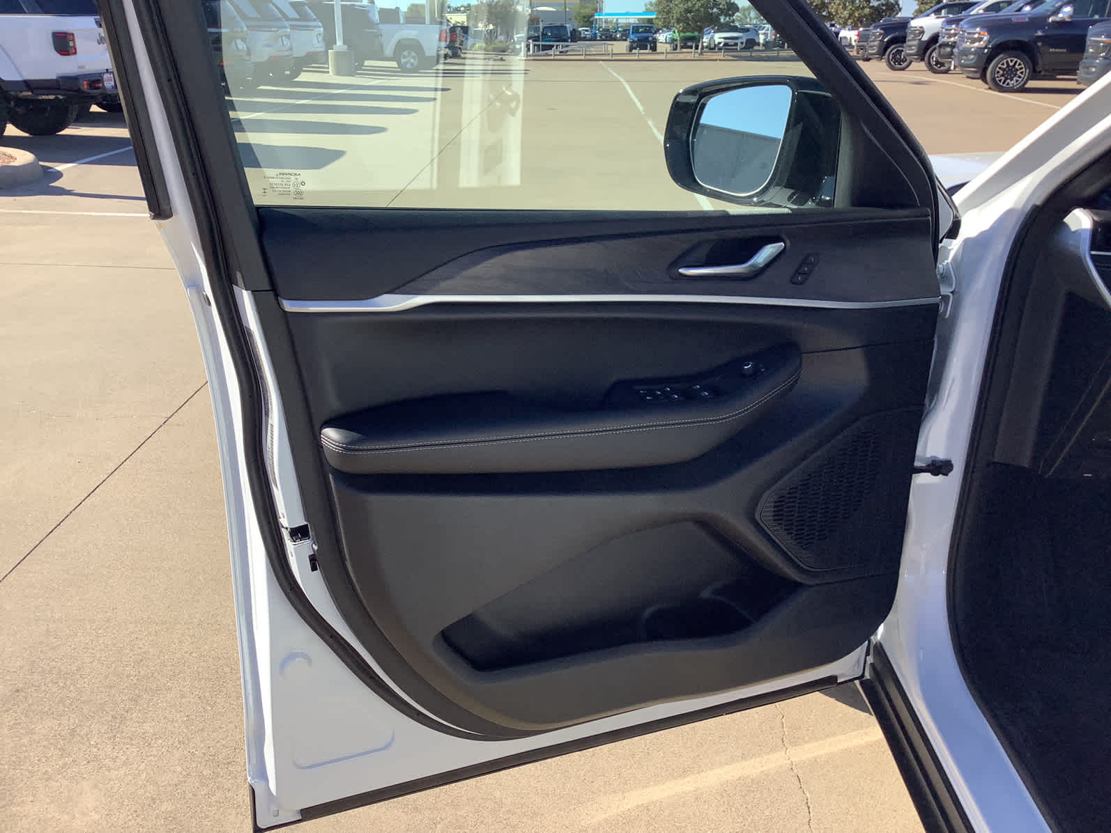 New Car 2025 Jeep Grand Cherokee L  Limited For Sale Under $50,000 In Waco, Texas