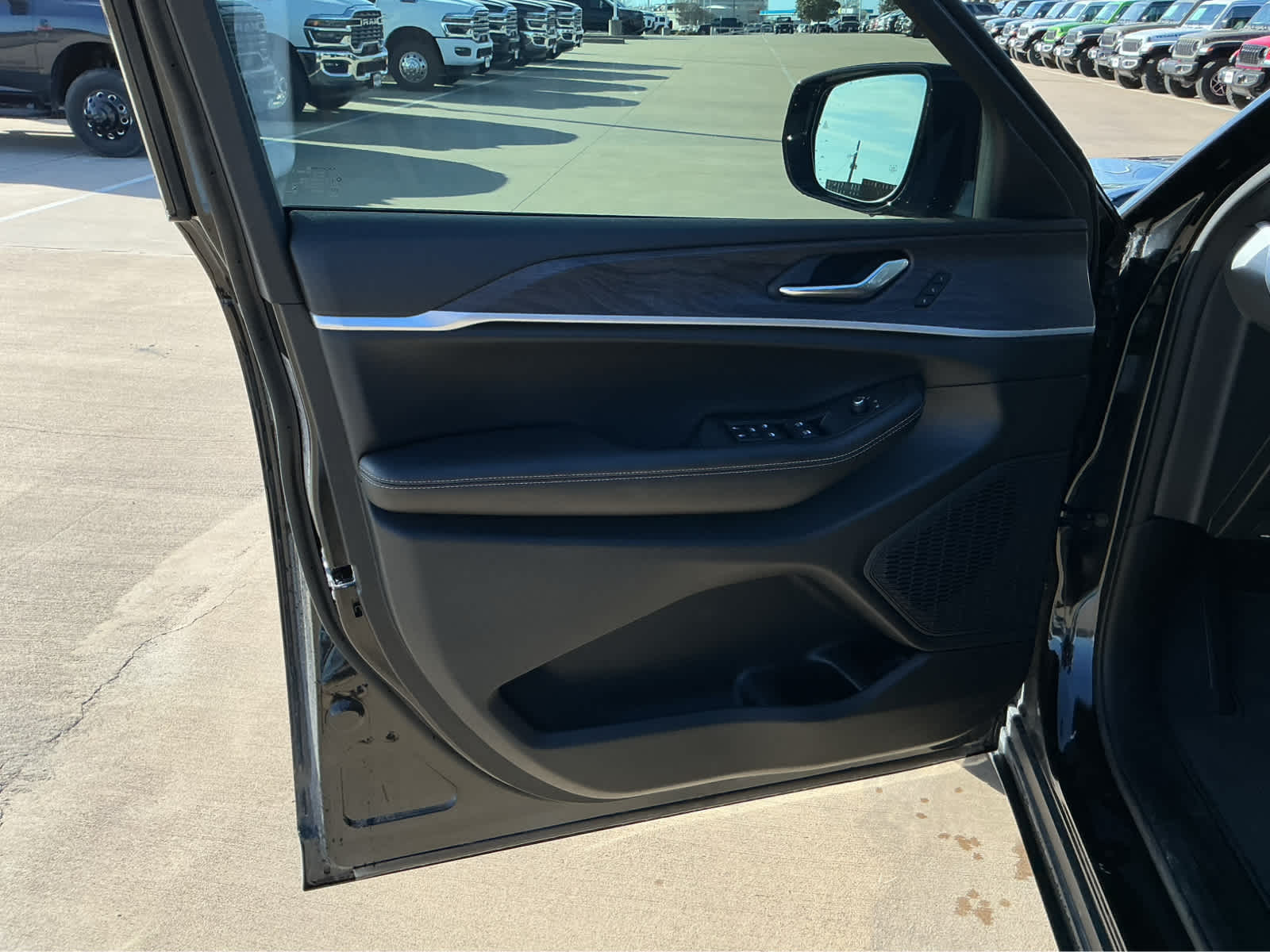 New Car 2025 Jeep Grand Cherokee L  Limited For Sale Under $60,000 In Waco, Texas