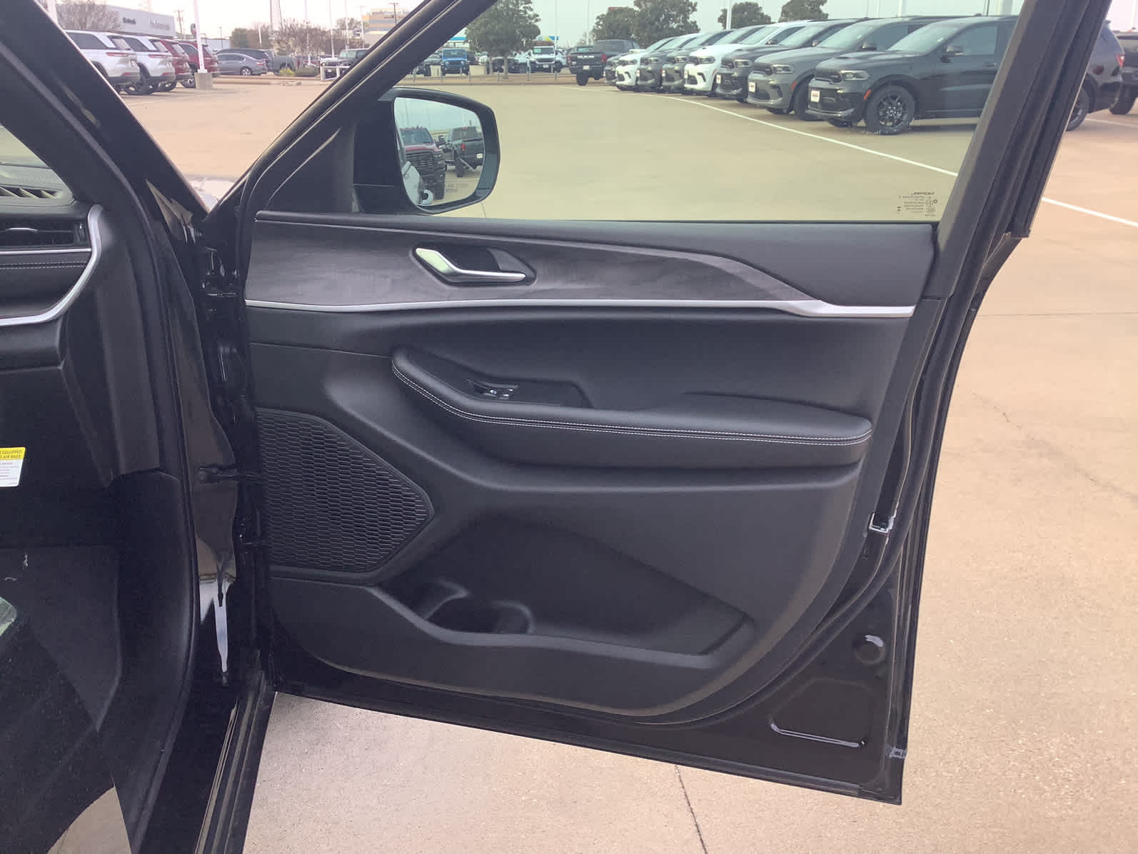 New Car 2025 Jeep Grand Cherokee L  Limited For Sale Under $60,000 In Waco, Texas