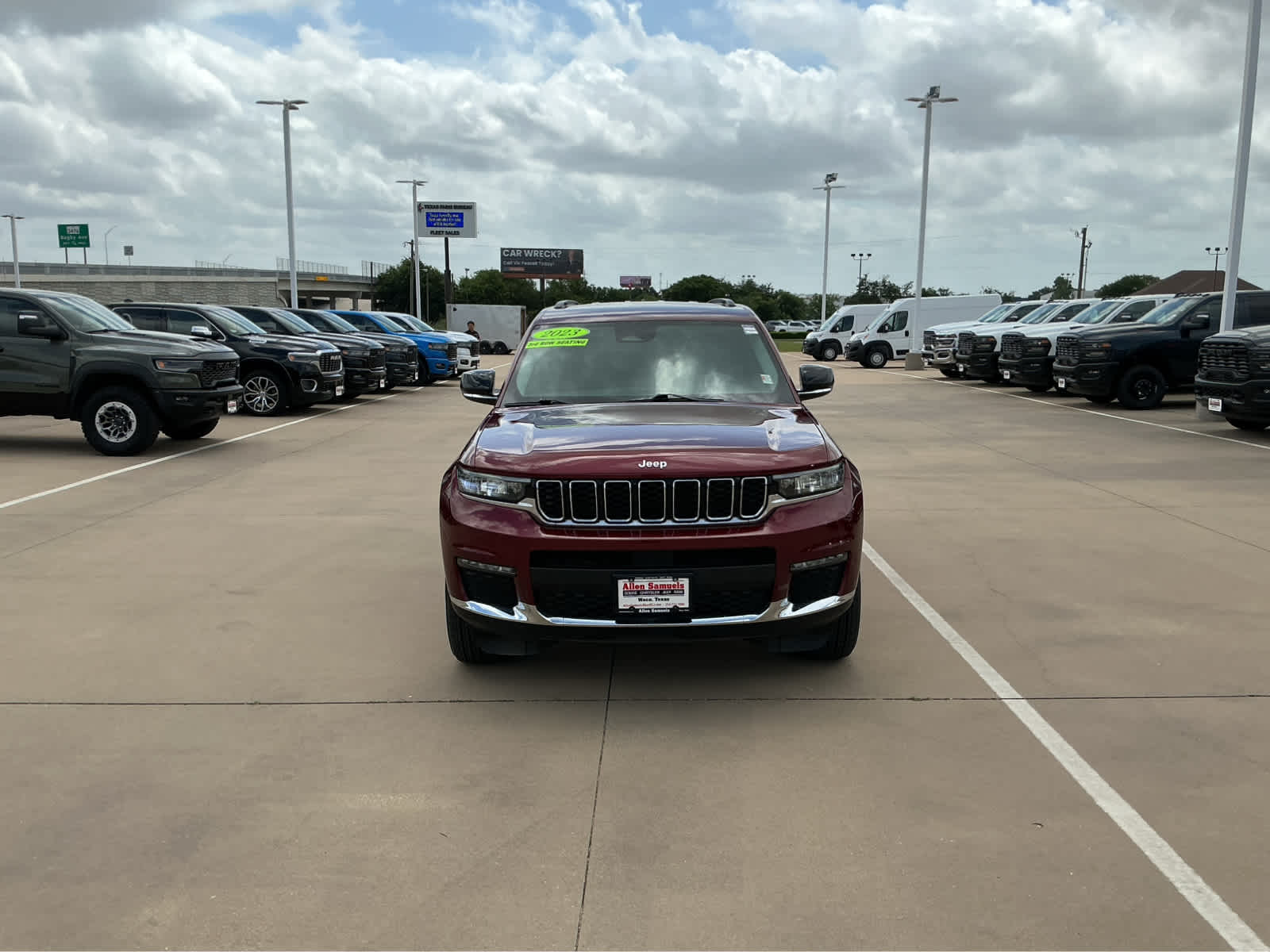 Used Car 2023 Jeep Grand Cherokee L  Limited For Sale Under $35,000 In Waco, Texas