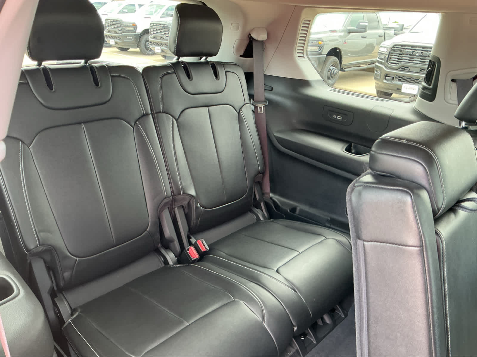 Used Car 2023 Jeep Grand Cherokee L  Limited For Sale Under $35,000 In Waco, Texas