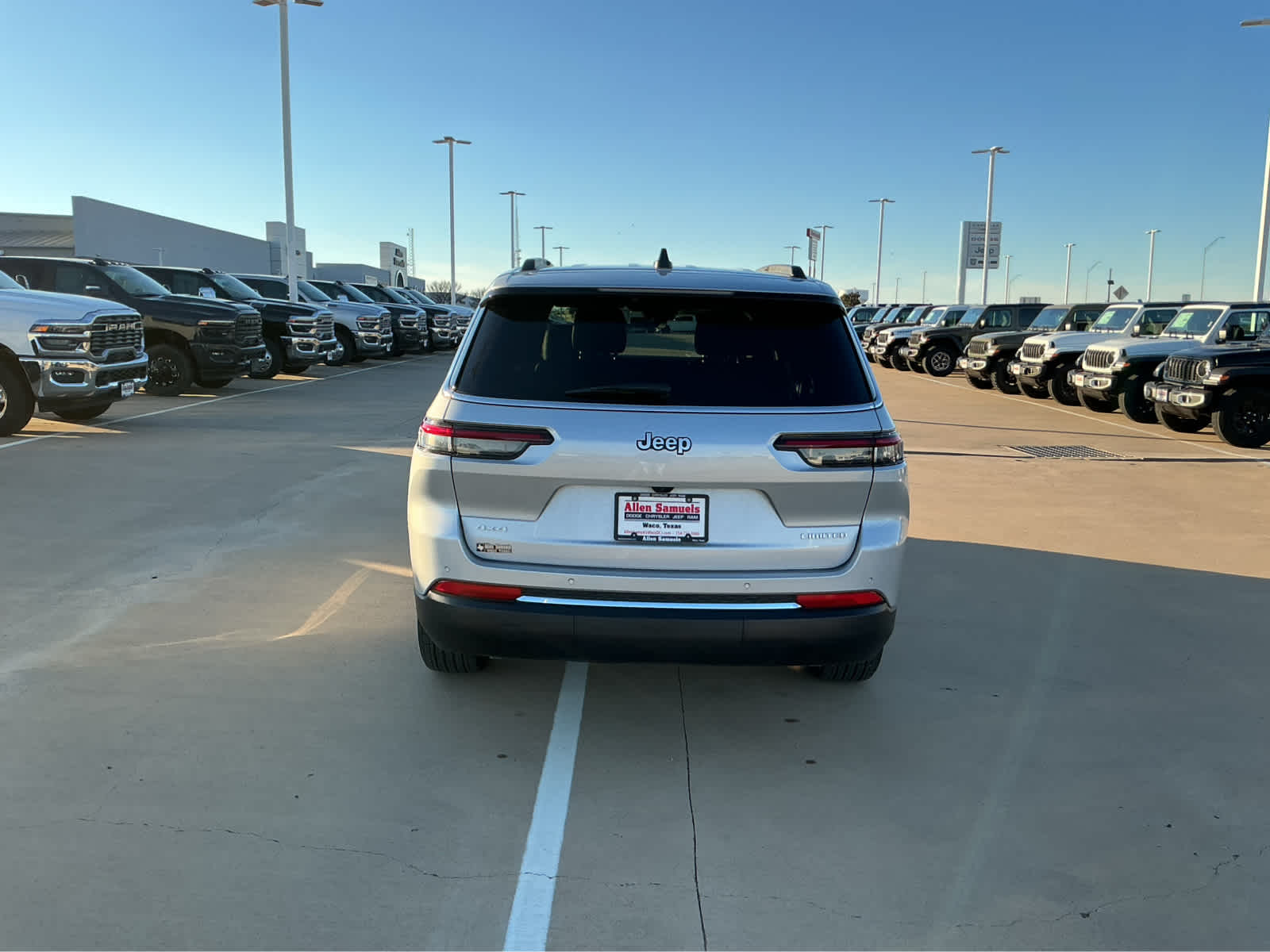 Used Car 2025 Jeep Grand Cherokee L  Limited For Sale Under $50,000 In Waco, Texas