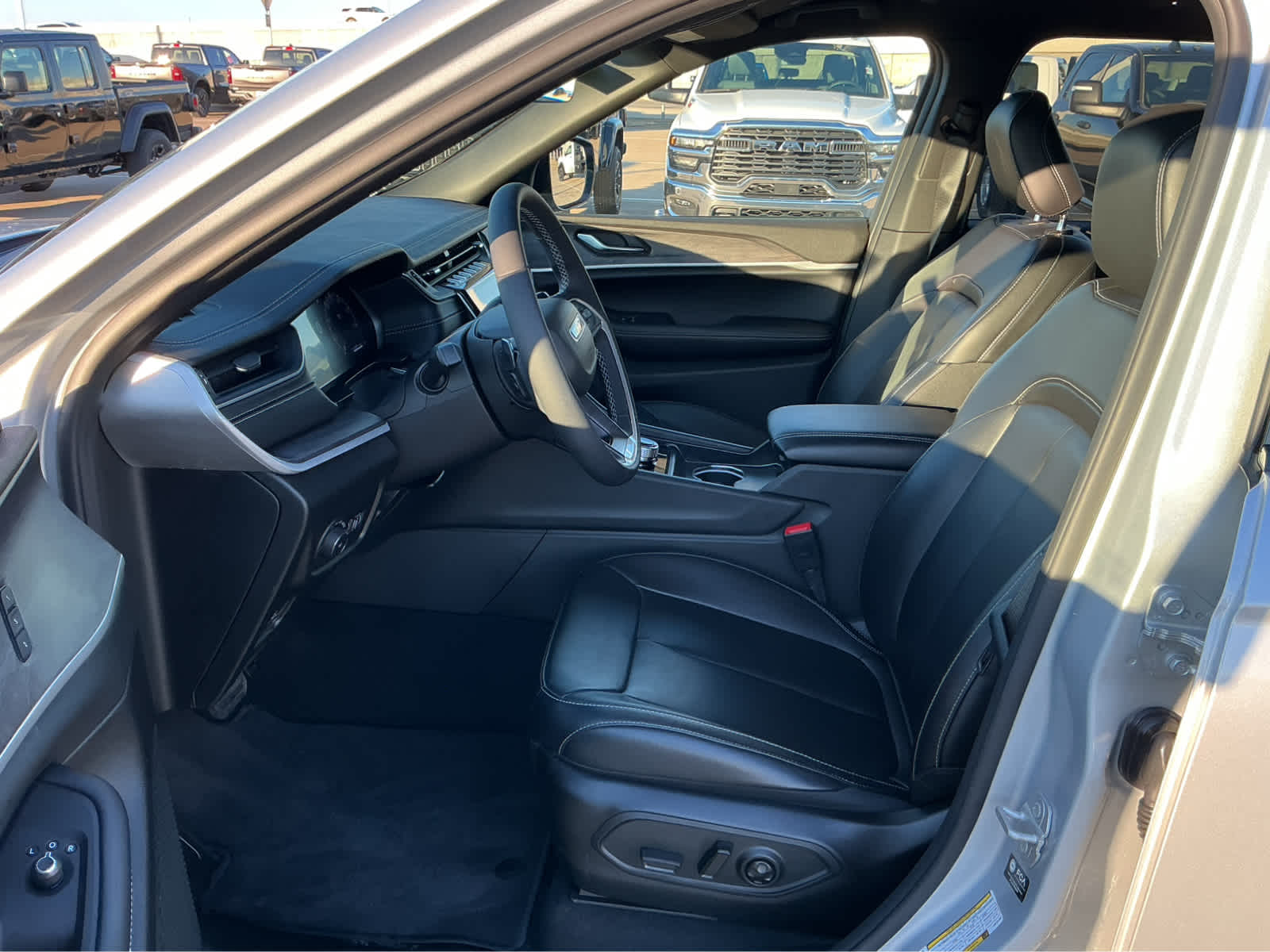 Used Car 2025 Jeep Grand Cherokee L  Limited For Sale Under $50,000 In Waco, Texas