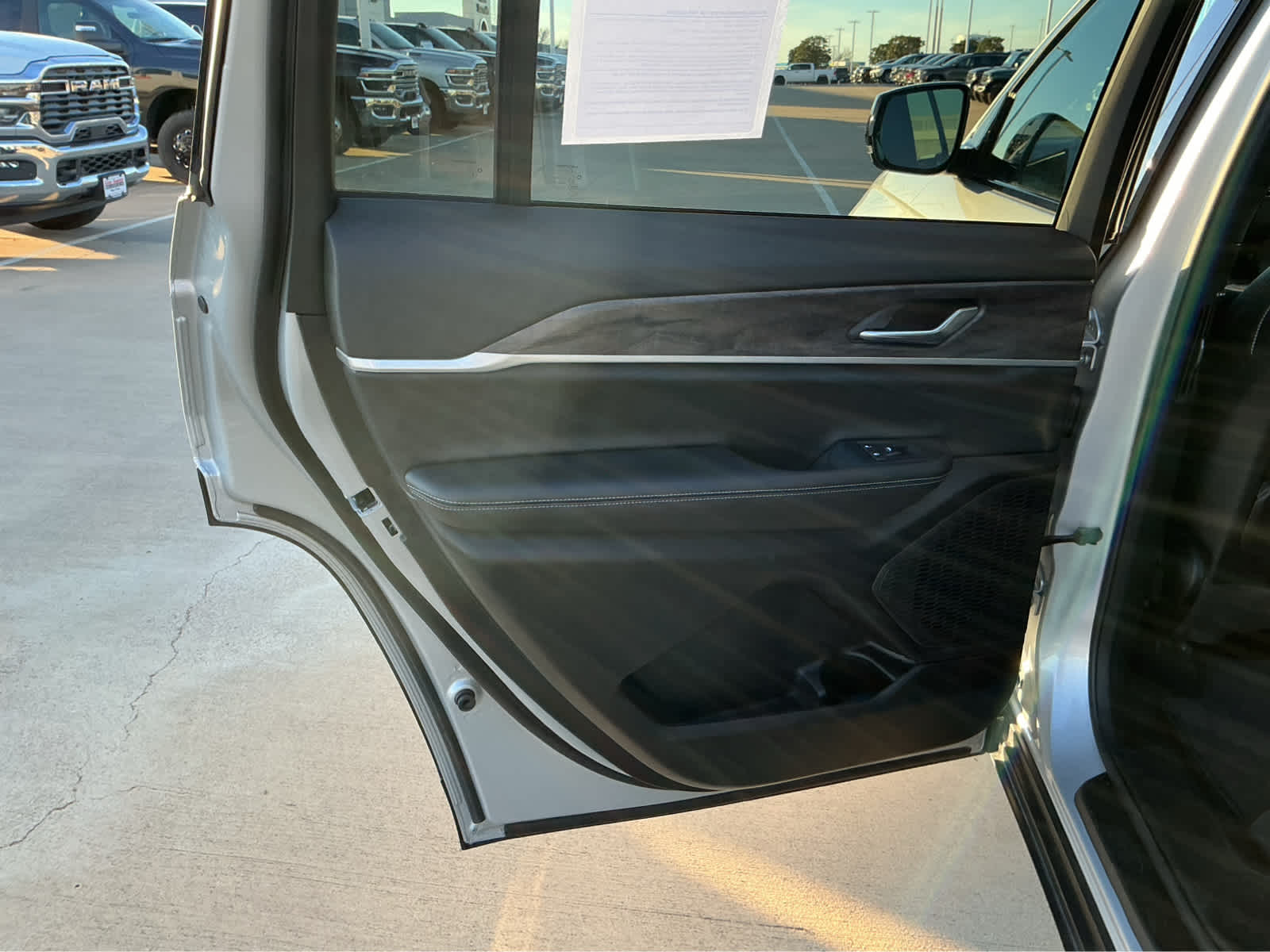 Used Car 2025 Jeep Grand Cherokee L  Limited For Sale Under $50,000 In Waco, Texas