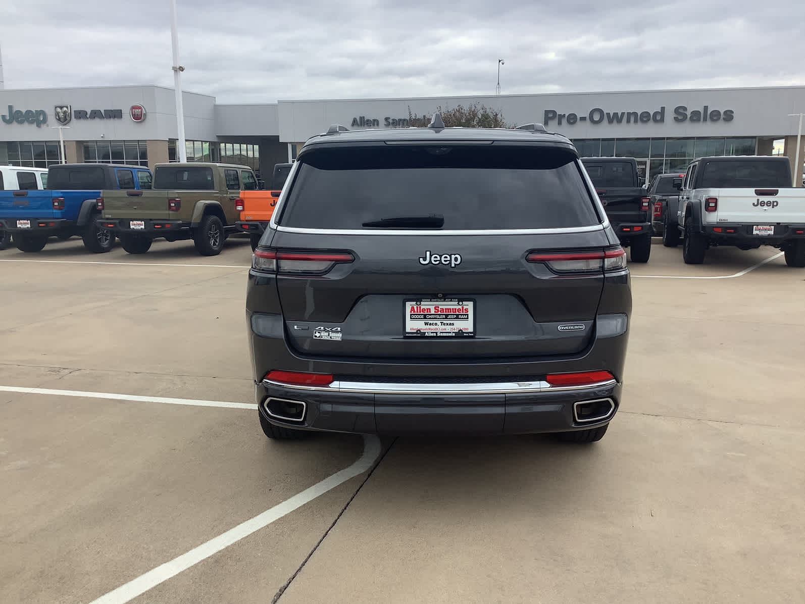 Used Car 2021 Jeep Grand Cherokee L  Overland For Sale Under $40,000 In Waco, Texas