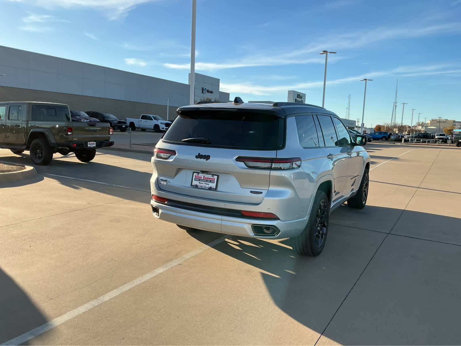 New Car 2025 Jeep Grand Cherokee L  Summit Reserve For Sale Under $70,000 In Waco, Texas