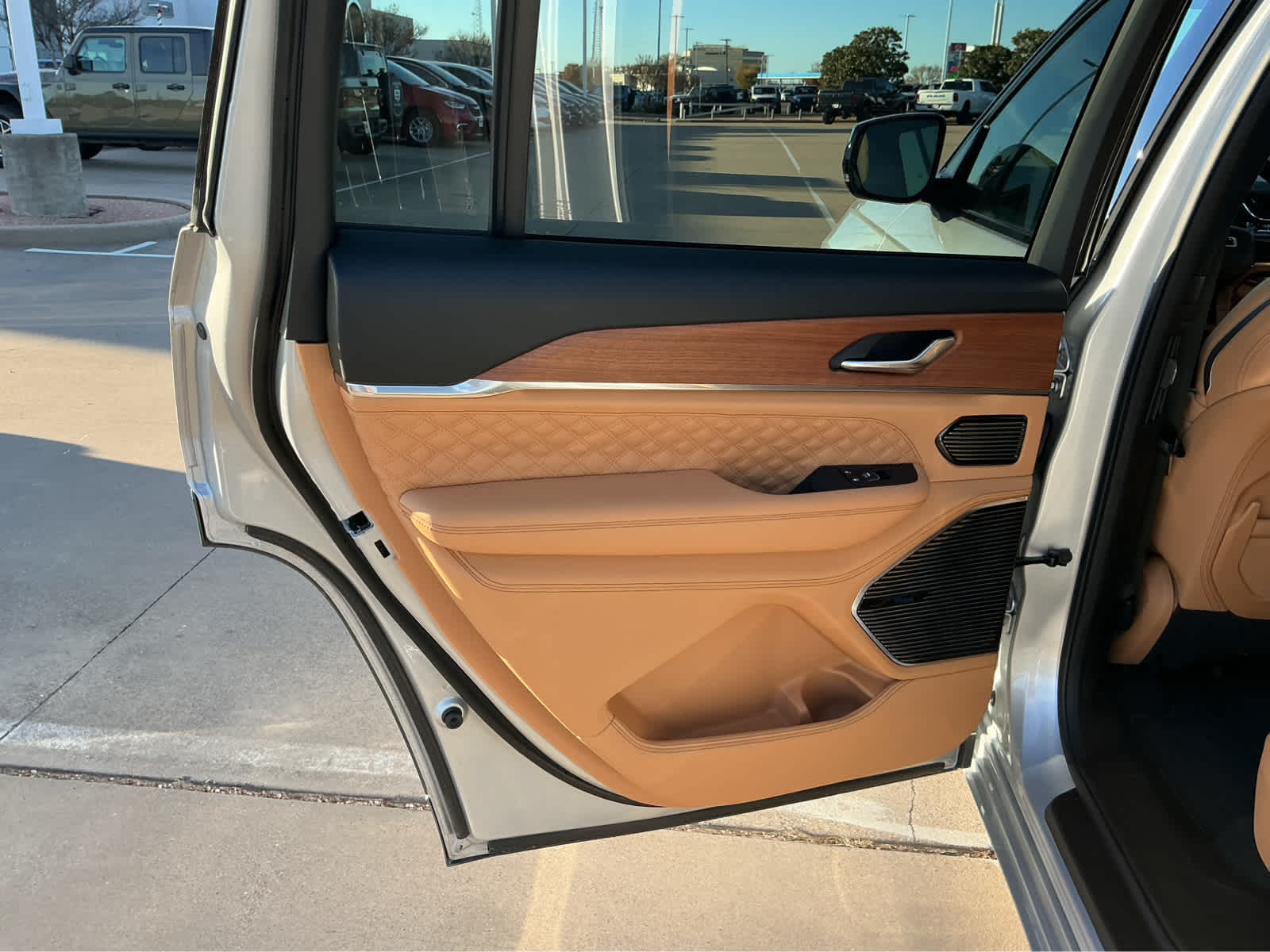 New Car 2025 Jeep Grand Cherokee L  Summit Reserve For Sale Under $70,000 In Waco, Texas