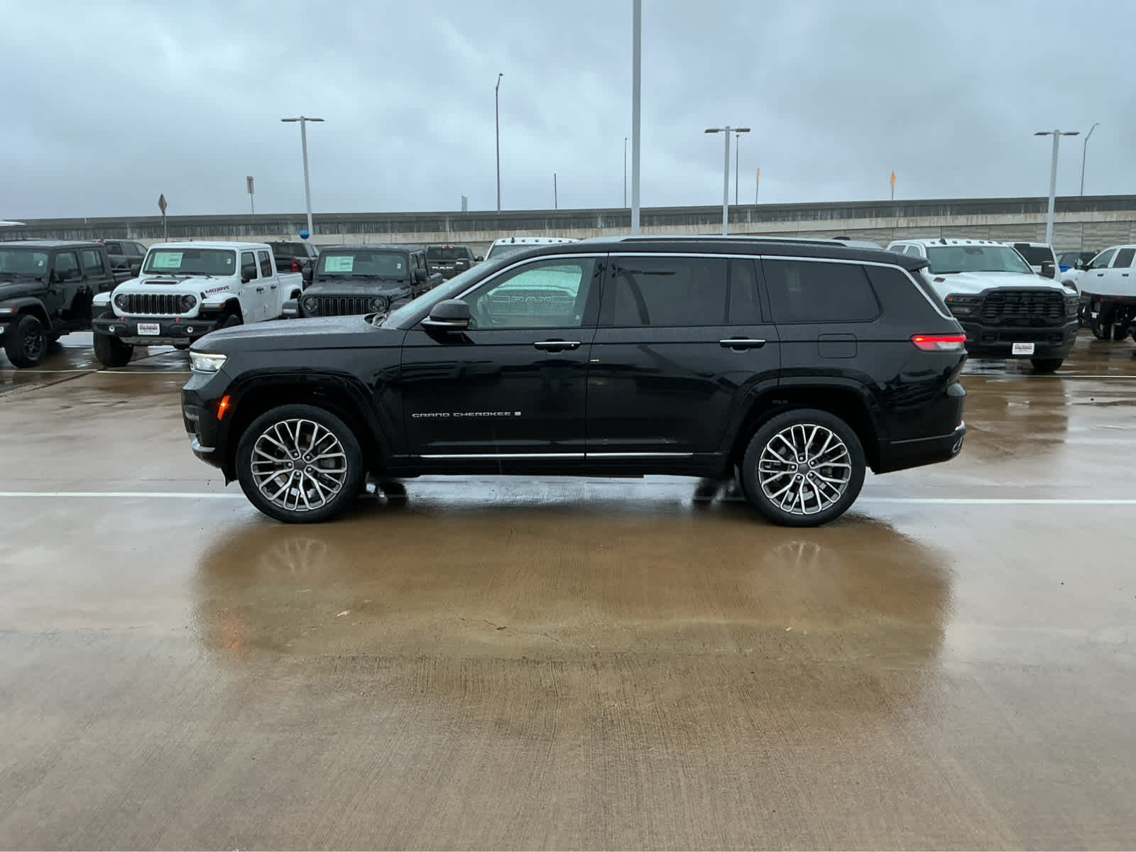 Used Car 2021 Jeep Grand Cherokee L  Summit Reserve For Sale Under $40,000 In Waco, Texas
