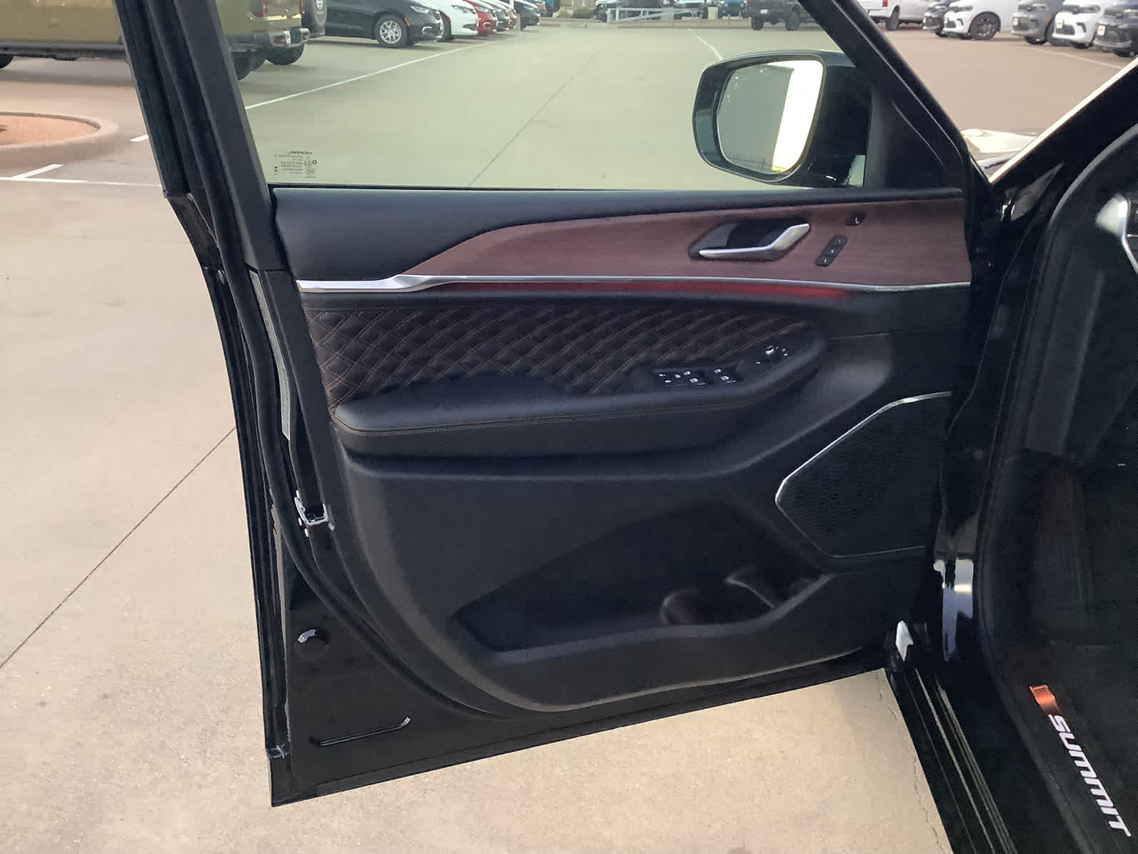 New Car 2025 Jeep Grand Cherokee L  Summit For Sale Under $70,000 In Waco, Texas