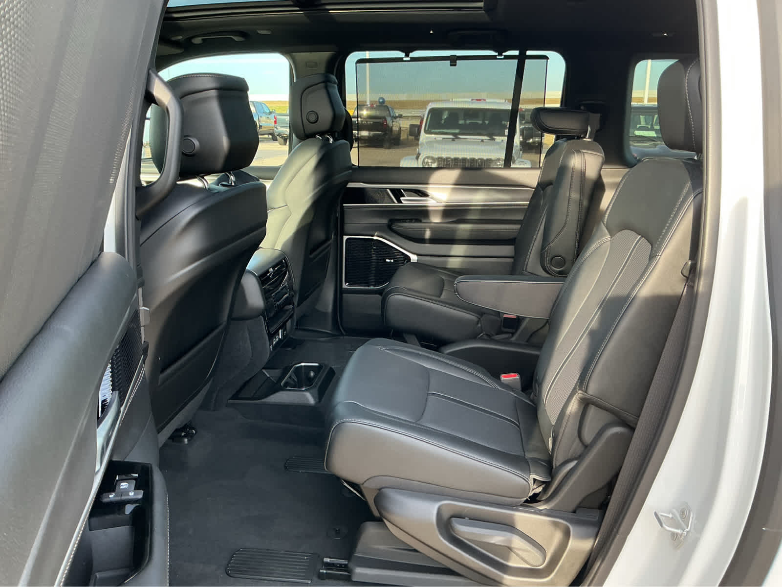 New Car 2025 Jeep Wagoneer L  Series Iii For Sale Under $90,000 In Waco, Texas