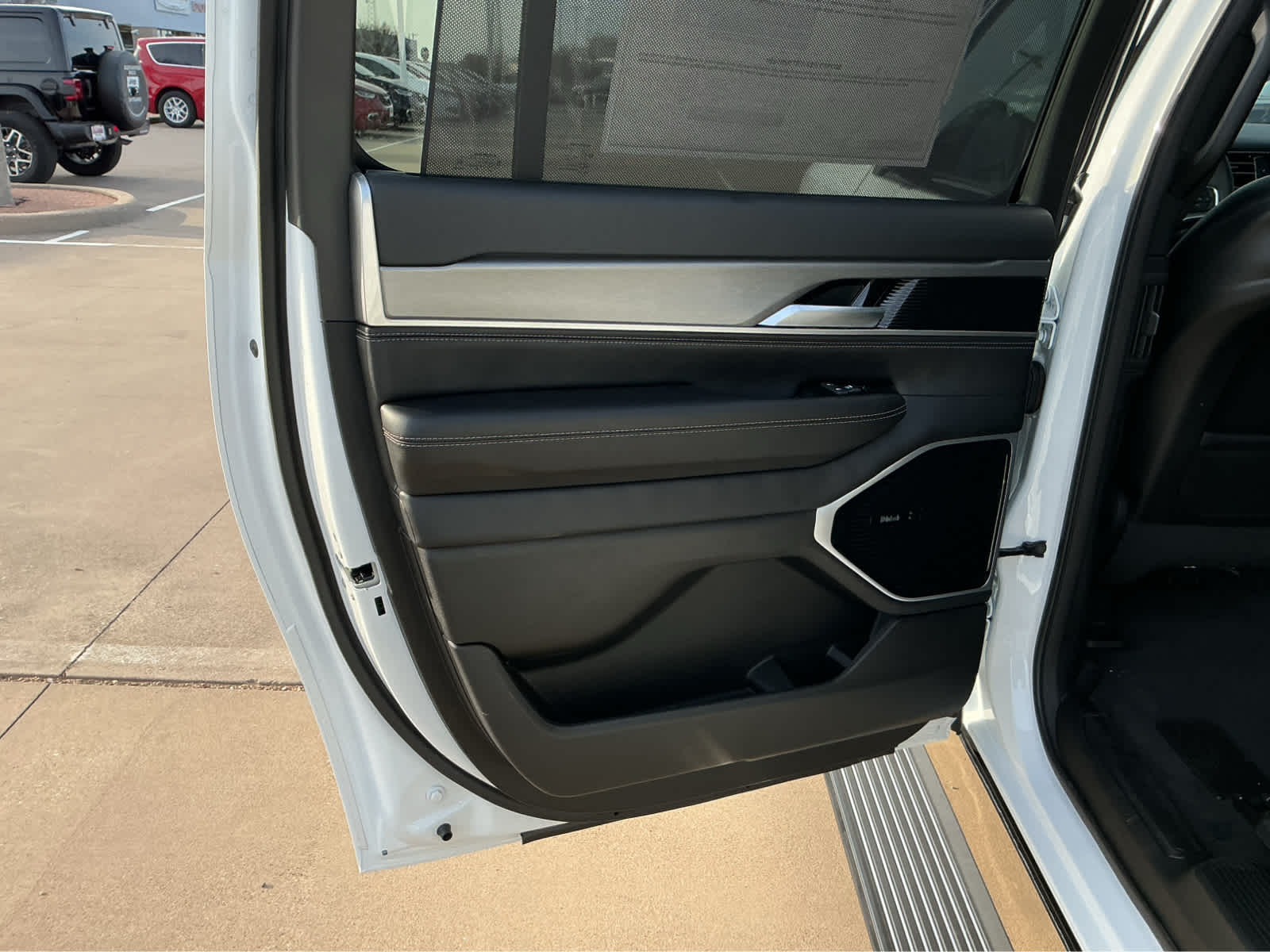 New Car 2025 Jeep Wagoneer L  Series Iii For Sale Under $90,000 In Waco, Texas