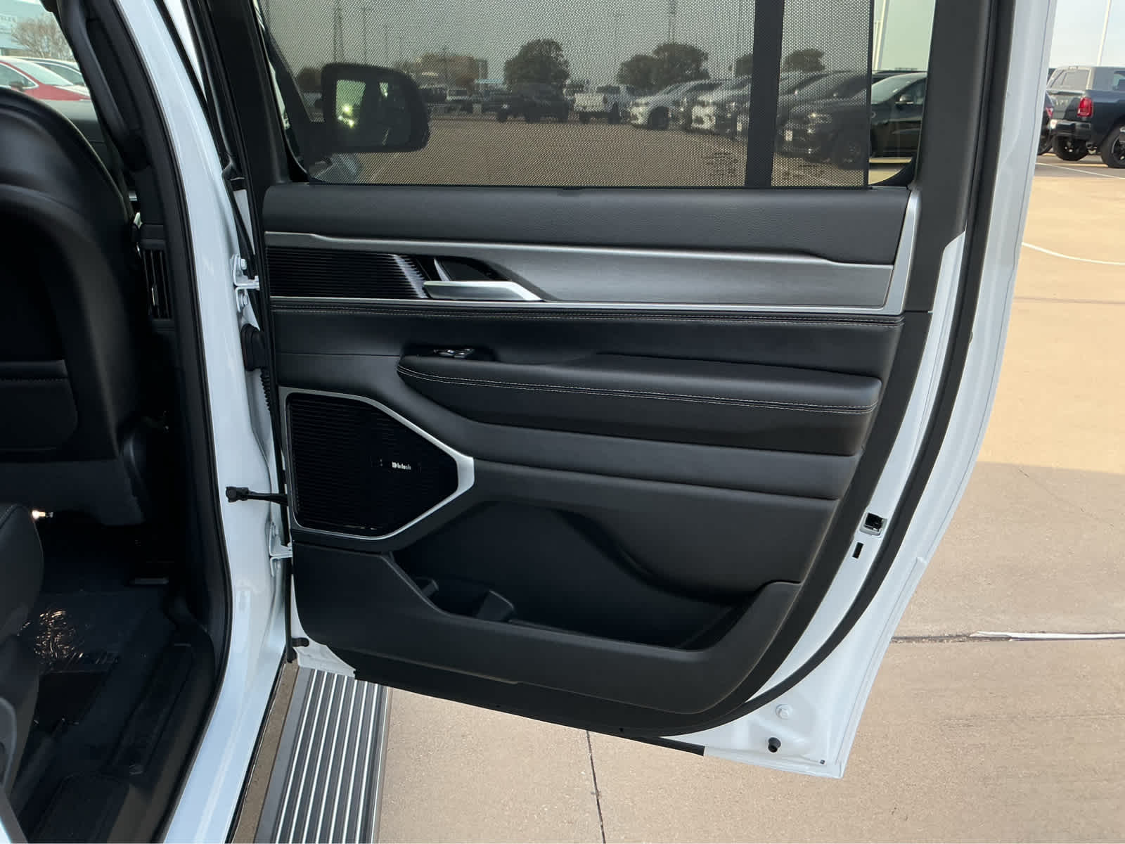 New Car 2025 Jeep Wagoneer L  Series Iii For Sale Under $90,000 In Waco, Texas