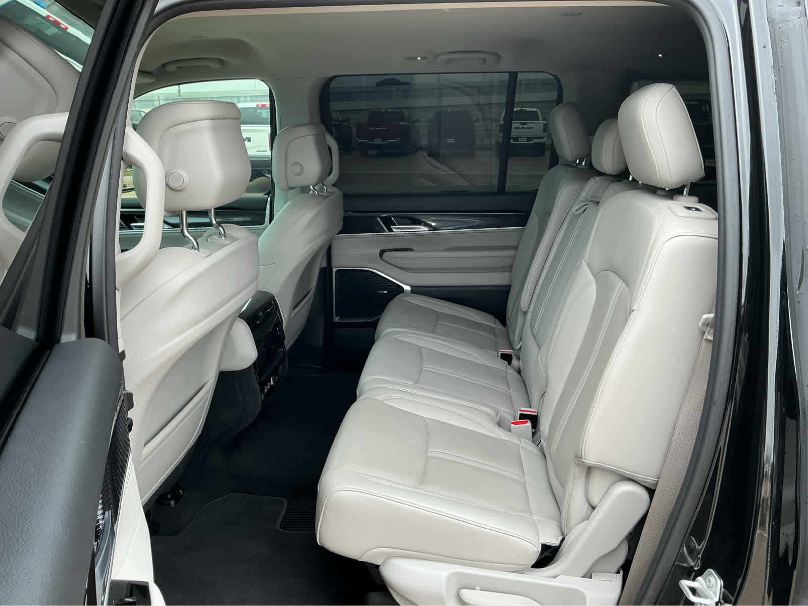 Used Car 2024 Jeep Wagoneer  For Sale Under $50,000 In Waco, Texas