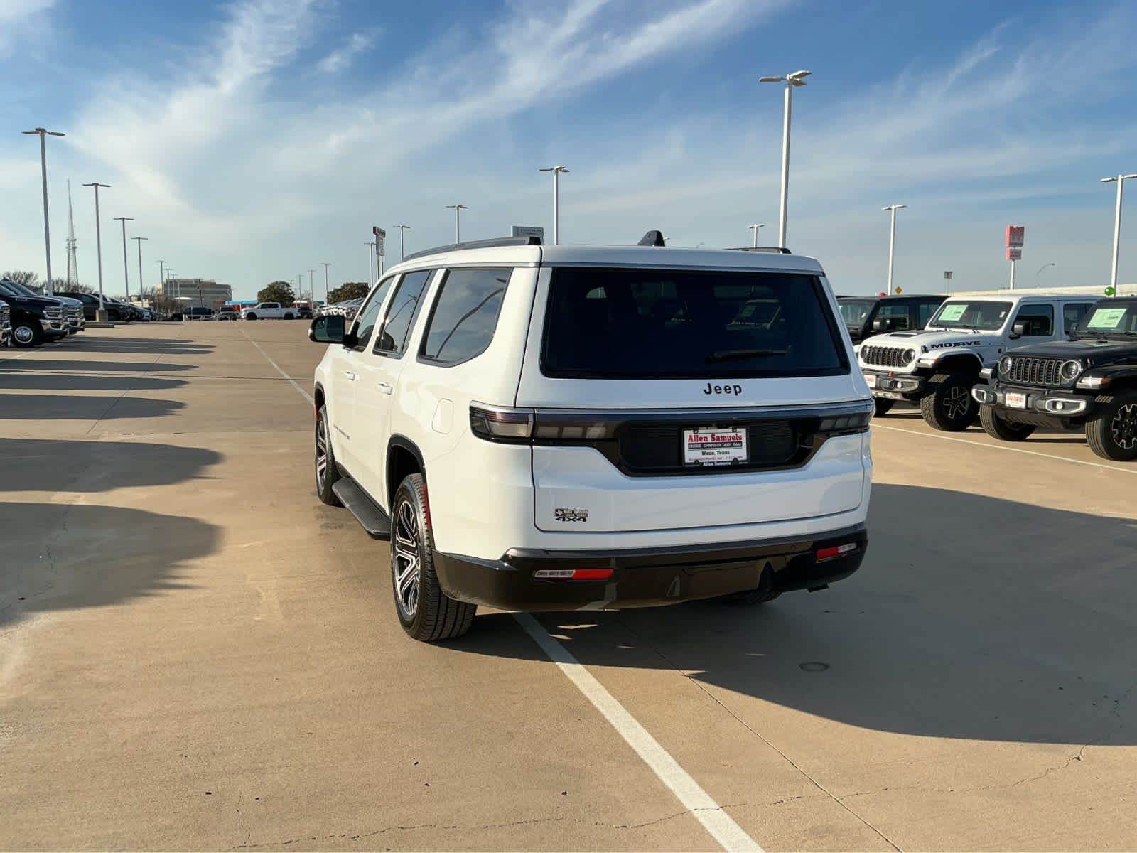 new 2026 Jeep Grand Wagoneer car, priced at $64,559