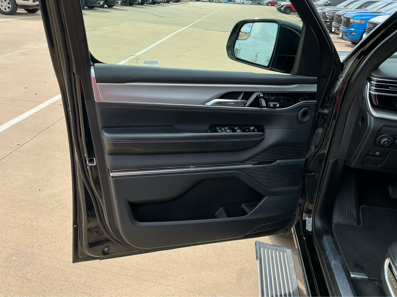 Used Car 2023 Jeep Grand Wagoneer  Series Ii For Sale Under $60,000 In Waco, Texas