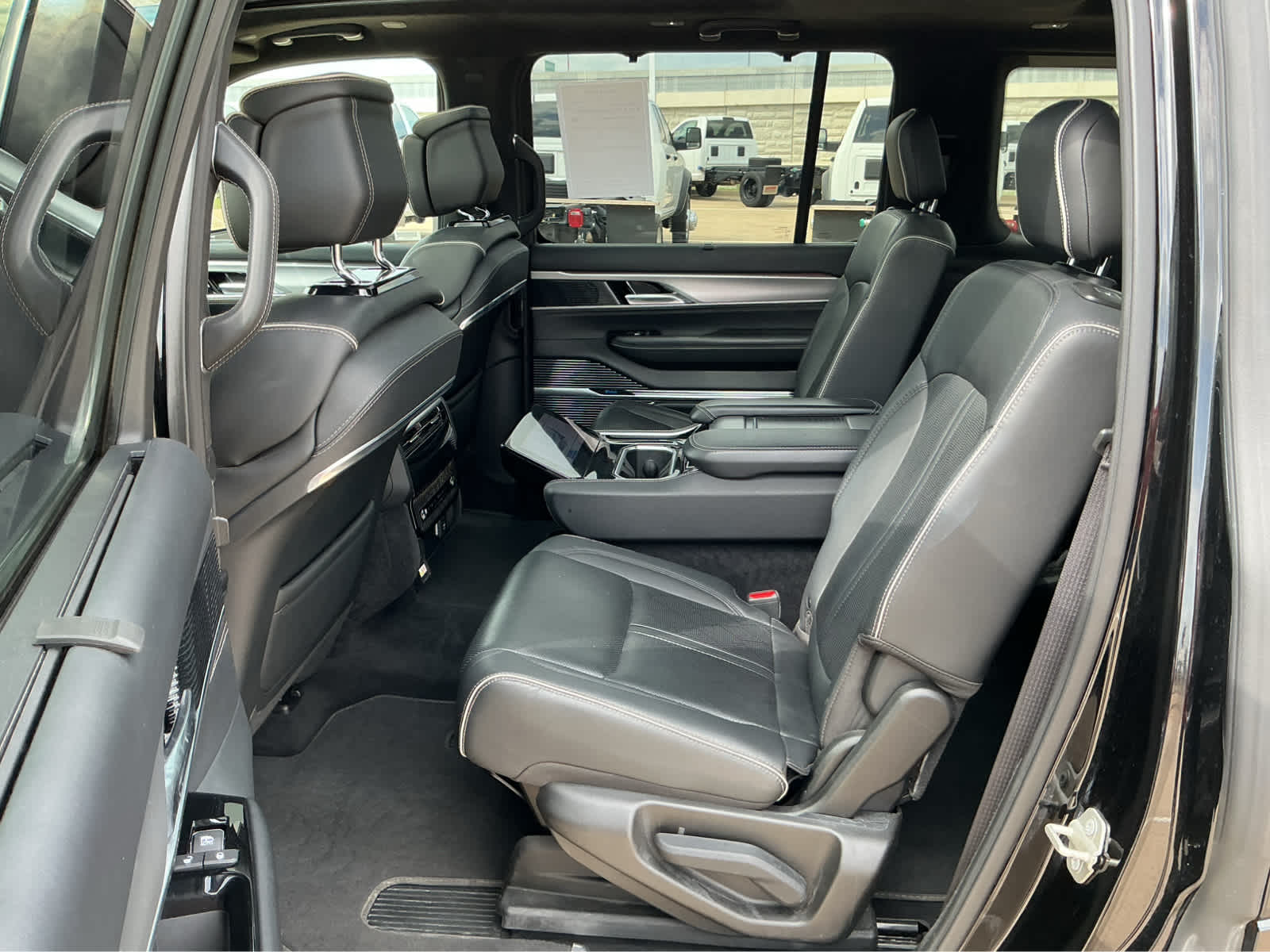 Used Car 2023 Jeep Grand Wagoneer  Series Ii For Sale Under $60,000 In Waco, Texas