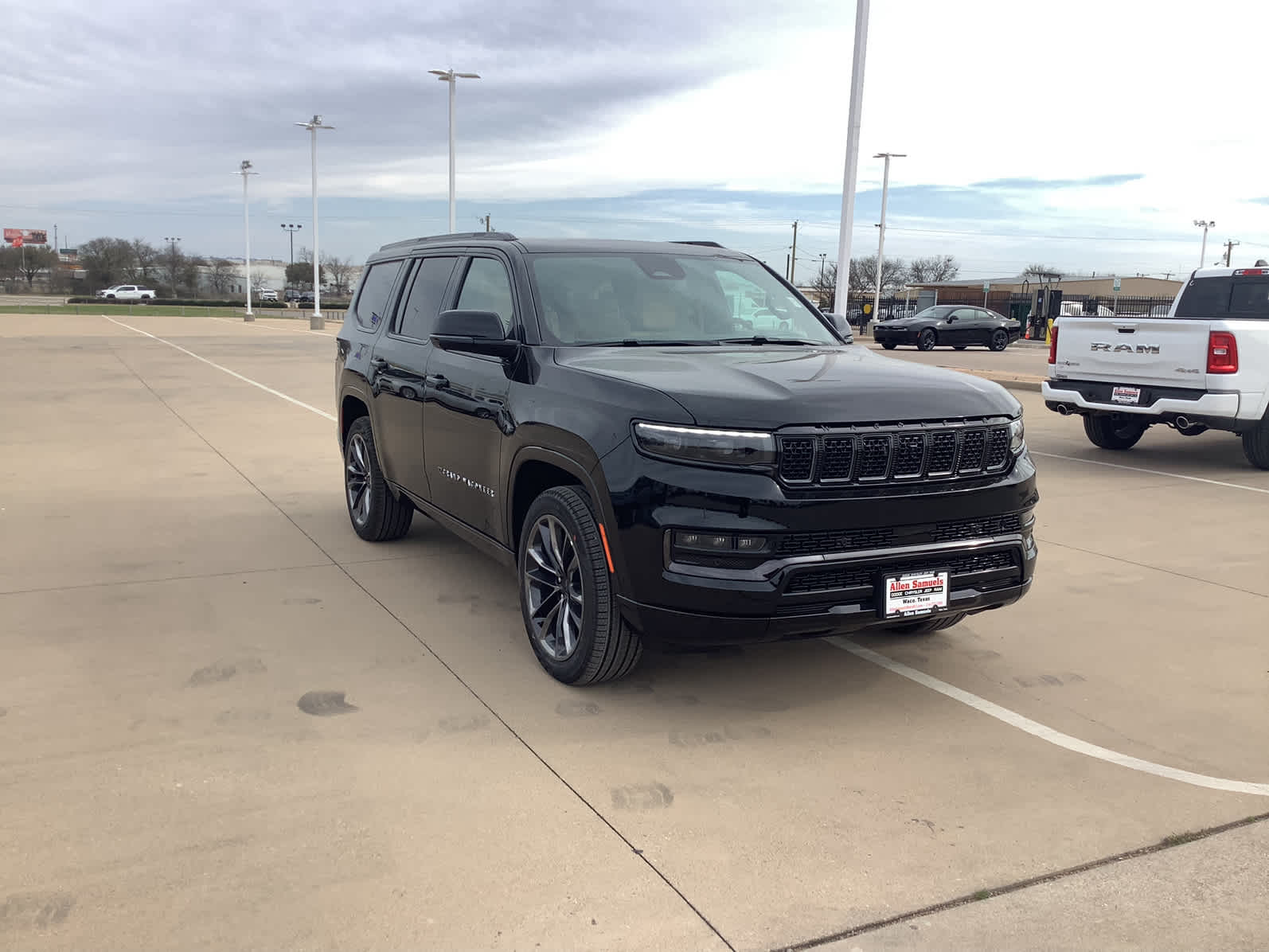 New Car 2025 Jeep Grand Wagoneer  Series Iii Obsidian For Sale Under $120,000 In Waco, Texas