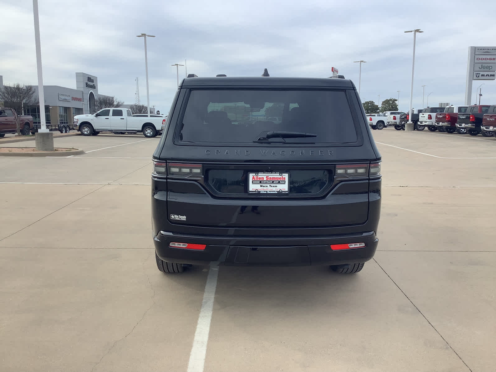 New Car 2025 Jeep Grand Wagoneer  Series Iii Obsidian For Sale Under $120,000 In Waco, Texas