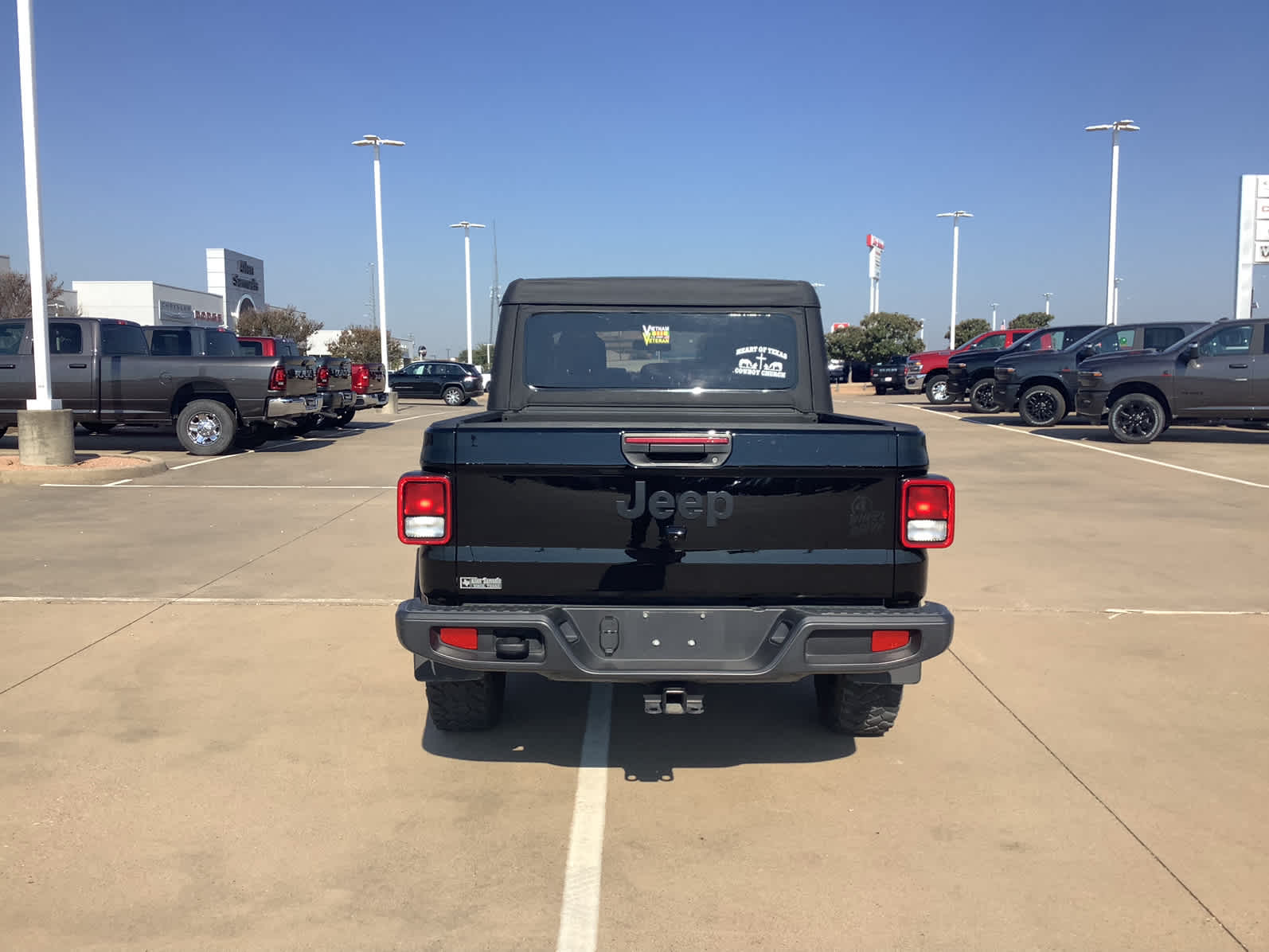 Used Car 2022 Jeep Gladiator  Willys For Sale Under $50,000 In Waco, Texas